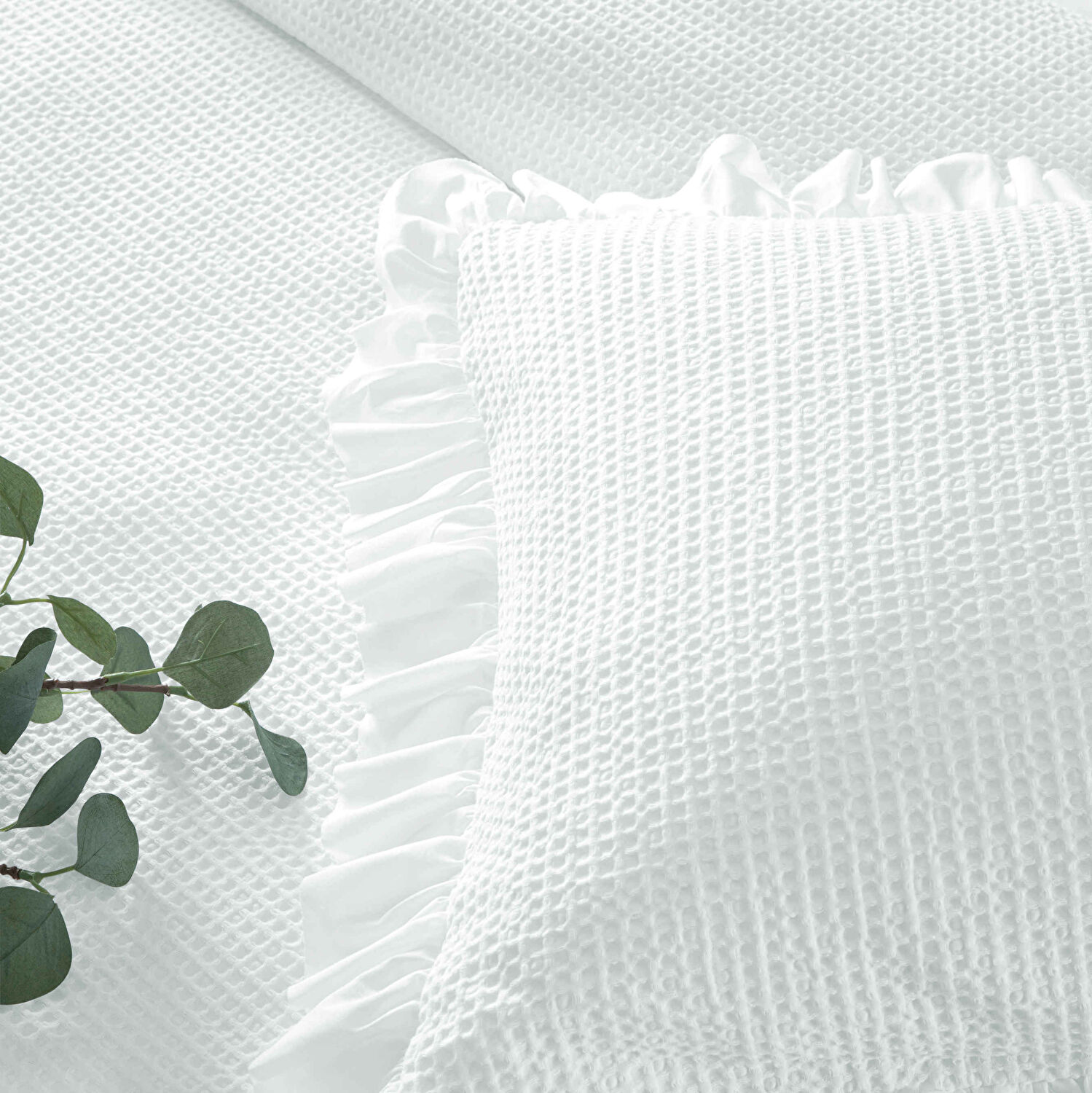 Linens Bsp Çift Kişilik Yatak Örtüsü Seti Beyaz