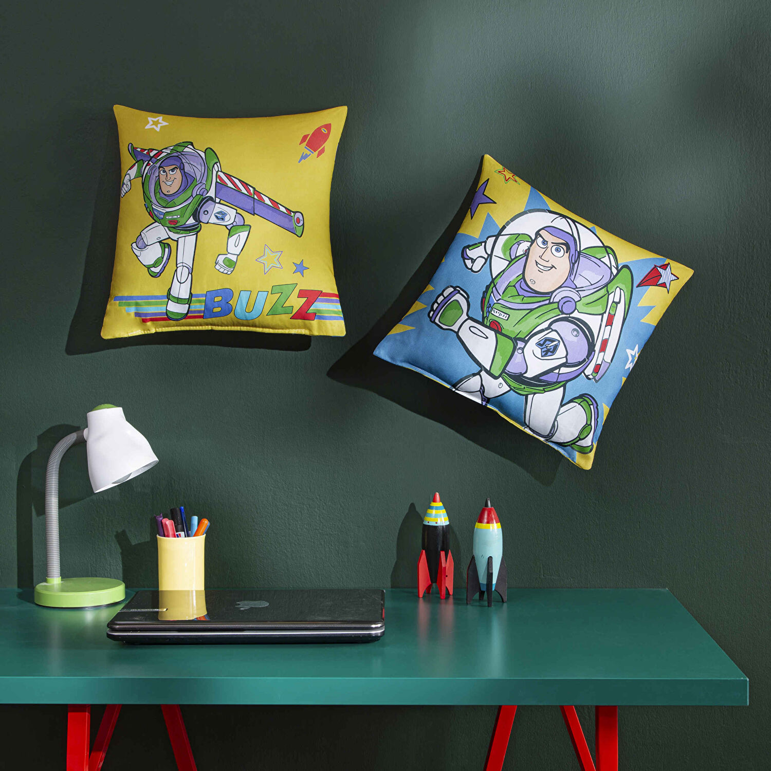 Lisanslı Disney Toy Story Buzz Kırlent