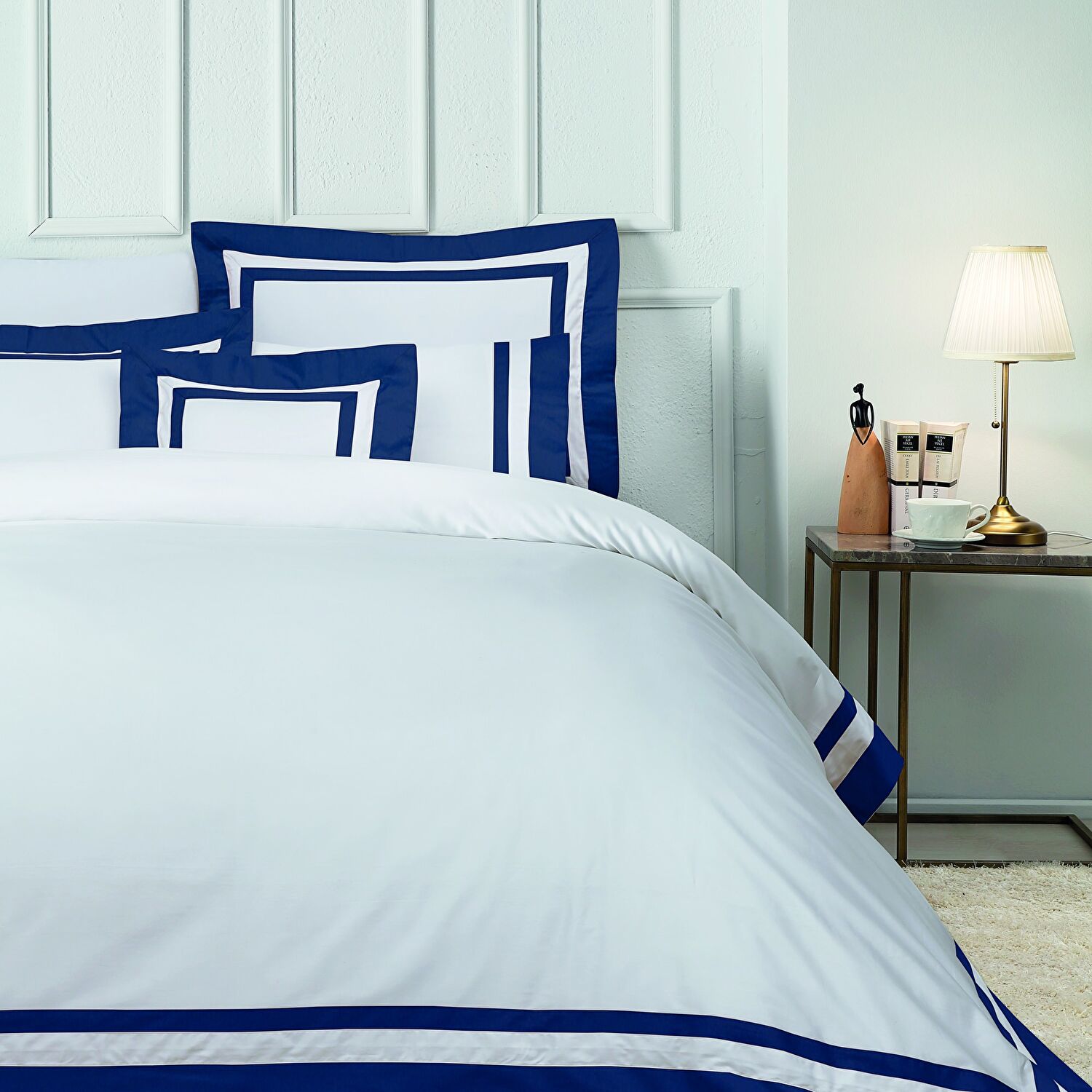 Valeron Nouveau Saten King Nevresim Takımı Lacivert