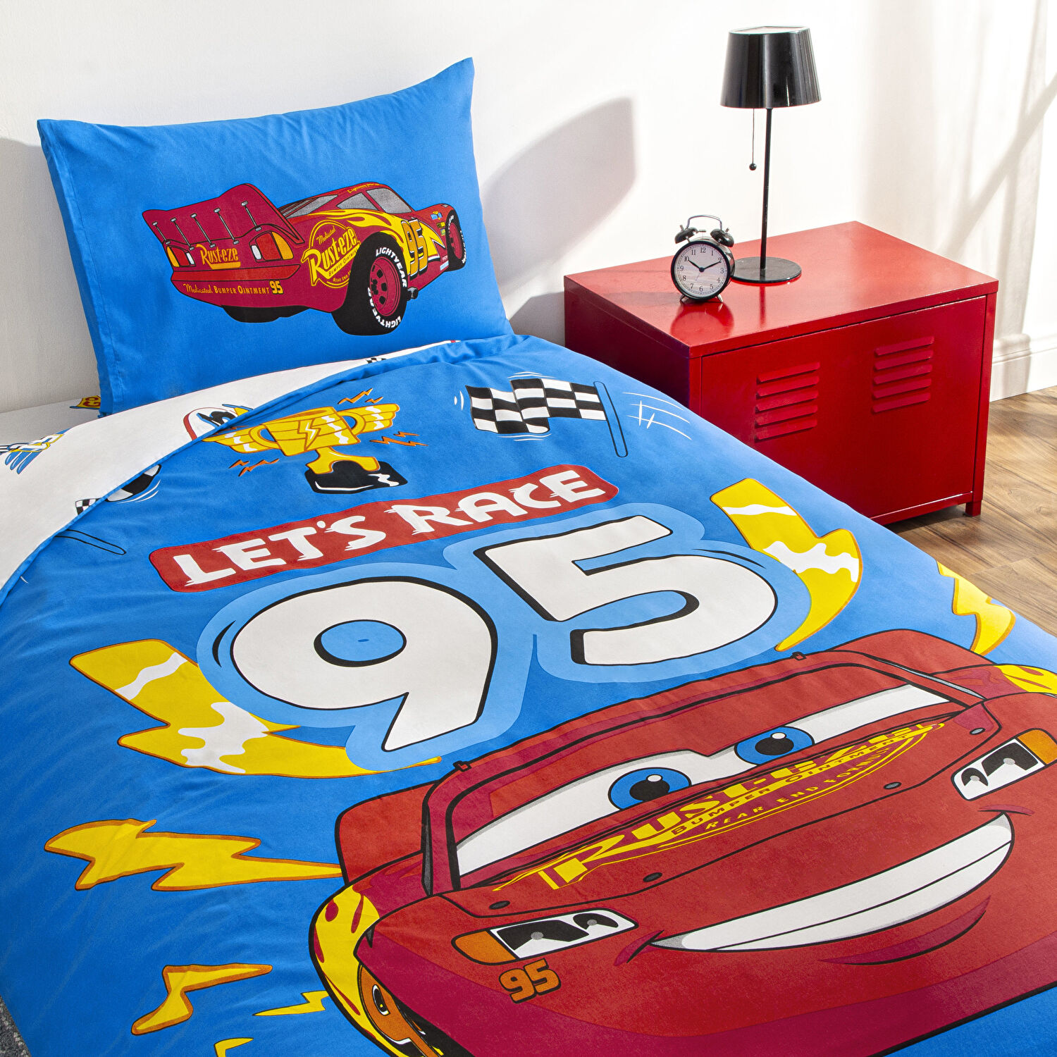 Taç Lisanslı Disney Cars Let' s Race Tek Kişilik Pamuk Nevresim Takımı