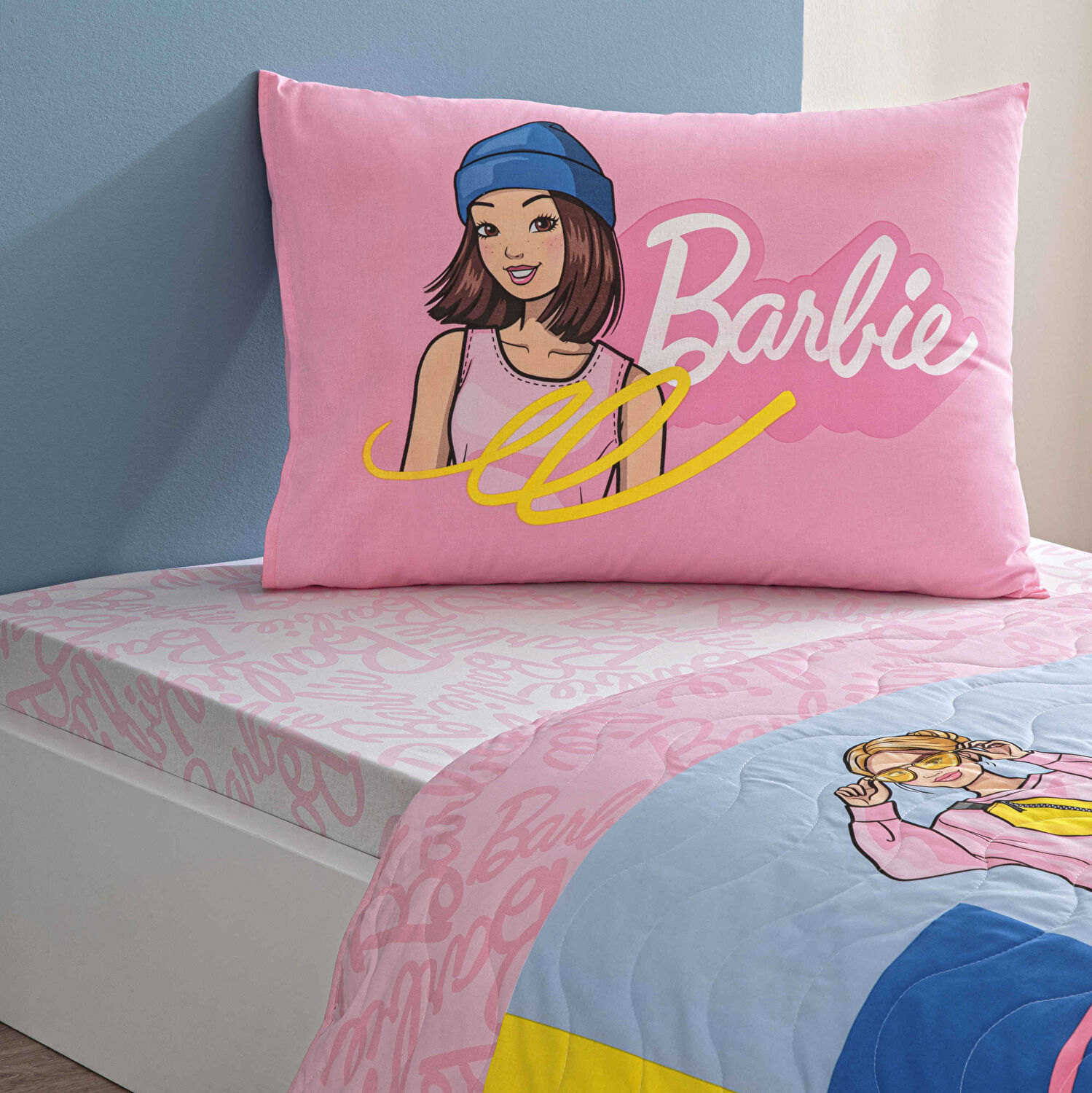 Taç Lisanslı Barbie Bright Tek Kişilik Pamuk Complete Set