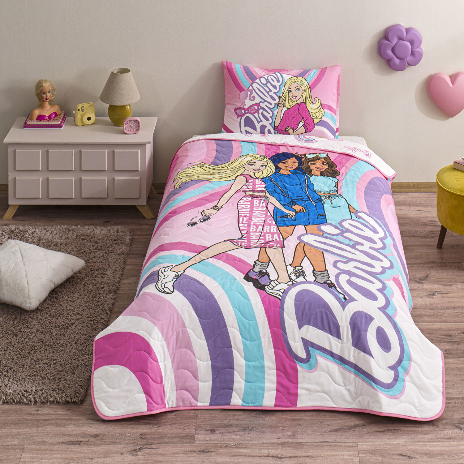 Lisanslı Barbie Imagine Tek Kişilik Yatak Örtüsü Seti