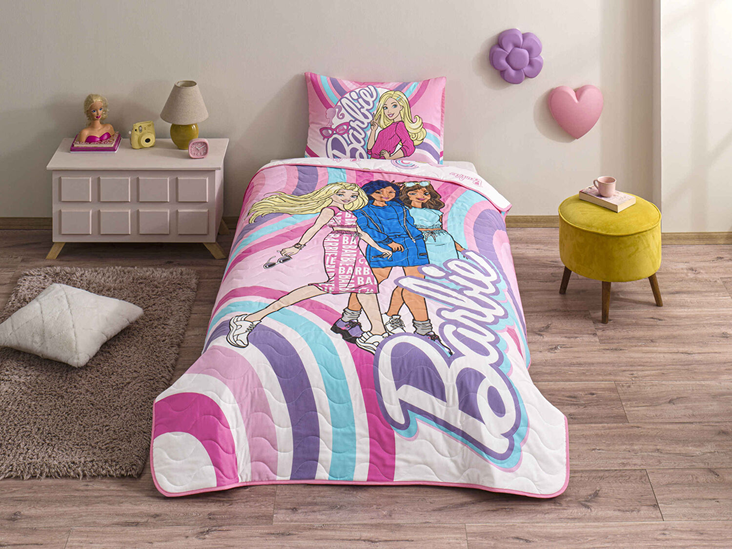 Lisanslı Barbie Imagine Tek Kişilik Yatak Örtüsü Seti
