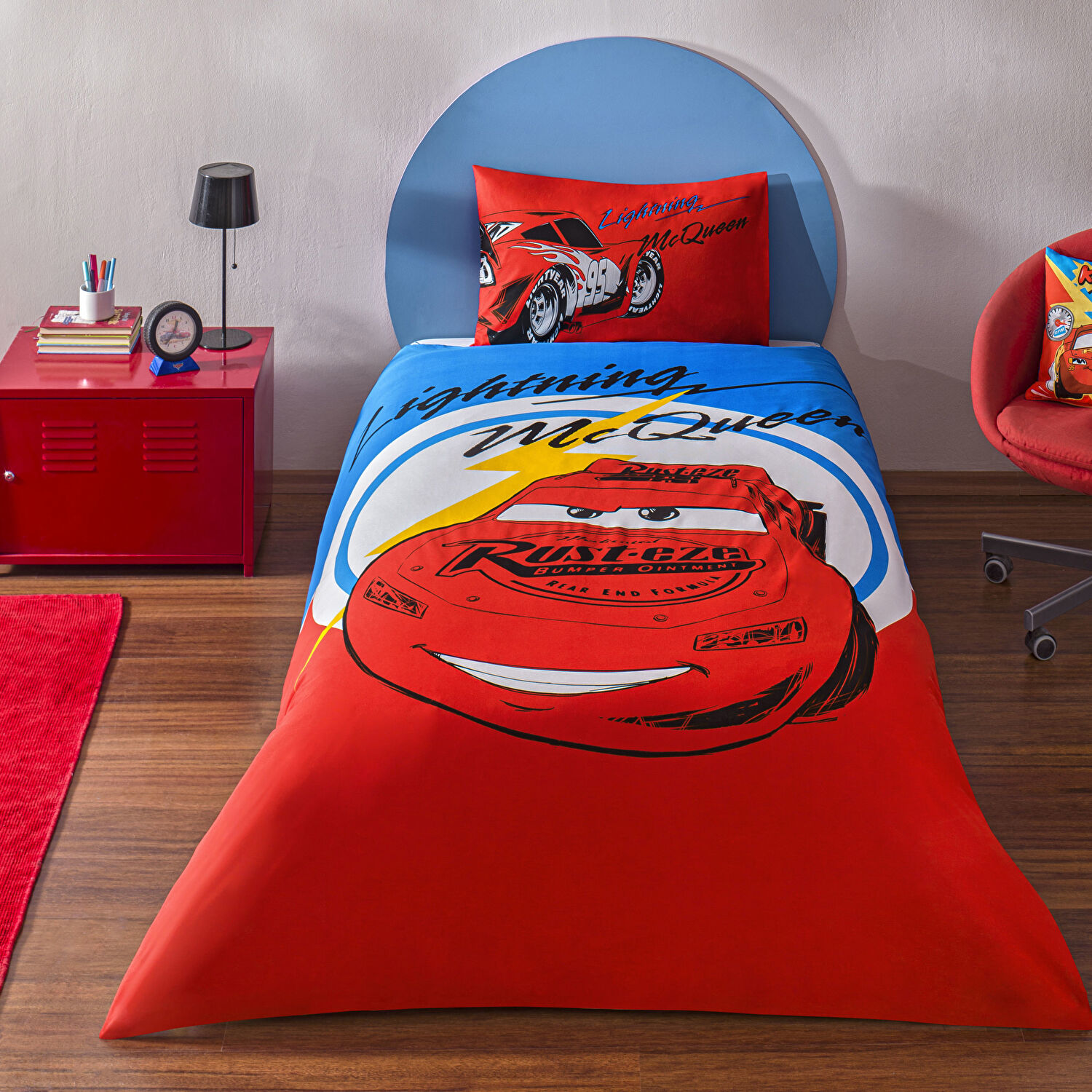 Taç Lisanslı Disney Cars Mcqueen Tek Kişilik Pamuk Nevresim Takımı