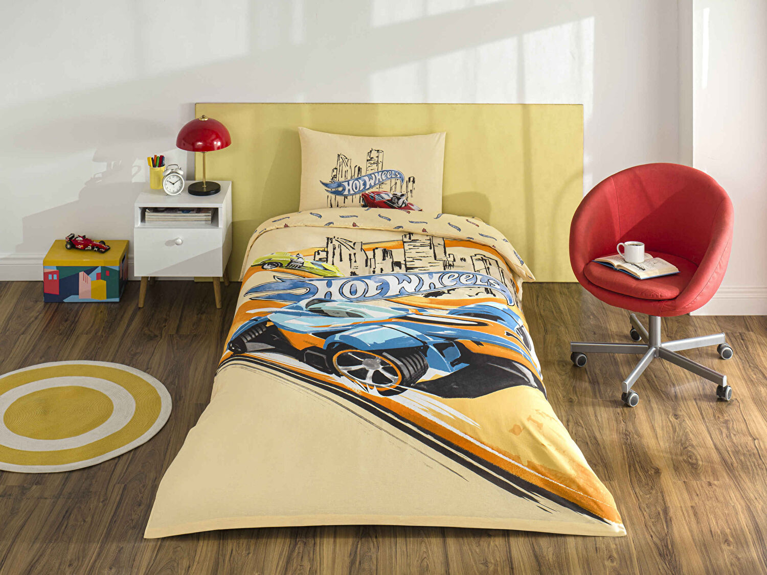 Taç Lisanslı Hot Wheels Winner Tek Kişilik Pamuk Nevresim Takımı