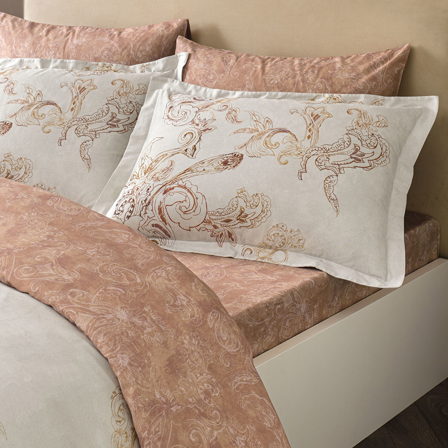 Linens Etienne 220 Tc Pamuk Saten Süper King Nevresim Takımı