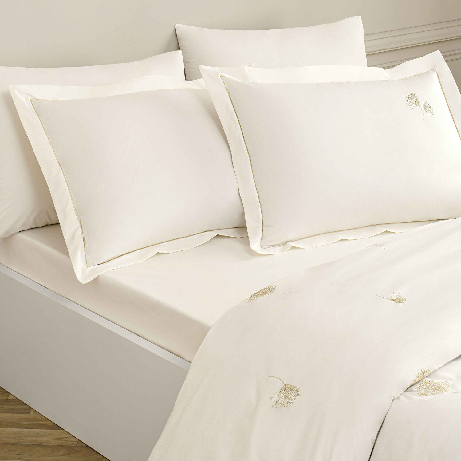 Linens Premium Dandelo Pamuk Brode Çift Kişilik Nevresim Takımı Beyaz