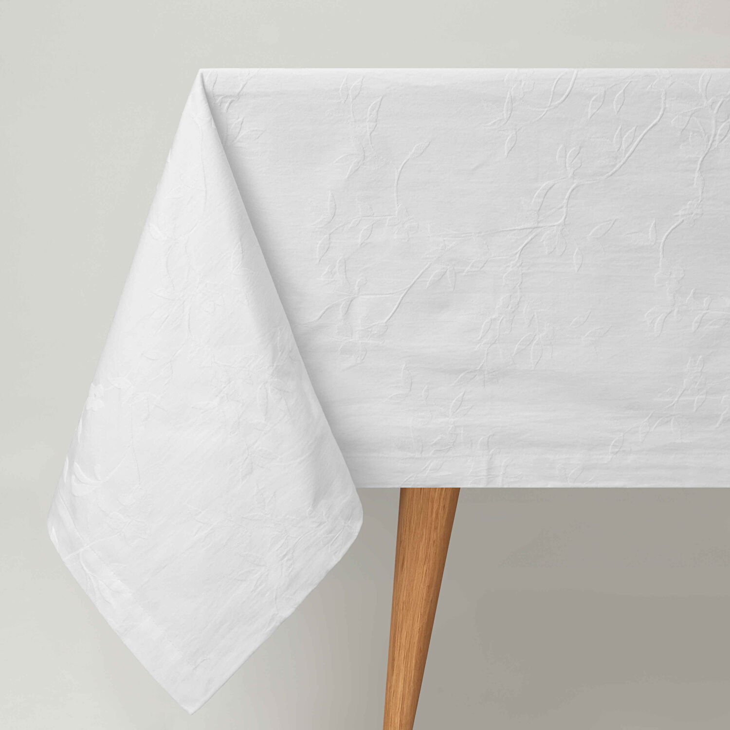 Linens Lemerdy 150x300 cm Masa Örtüsü Beyaz