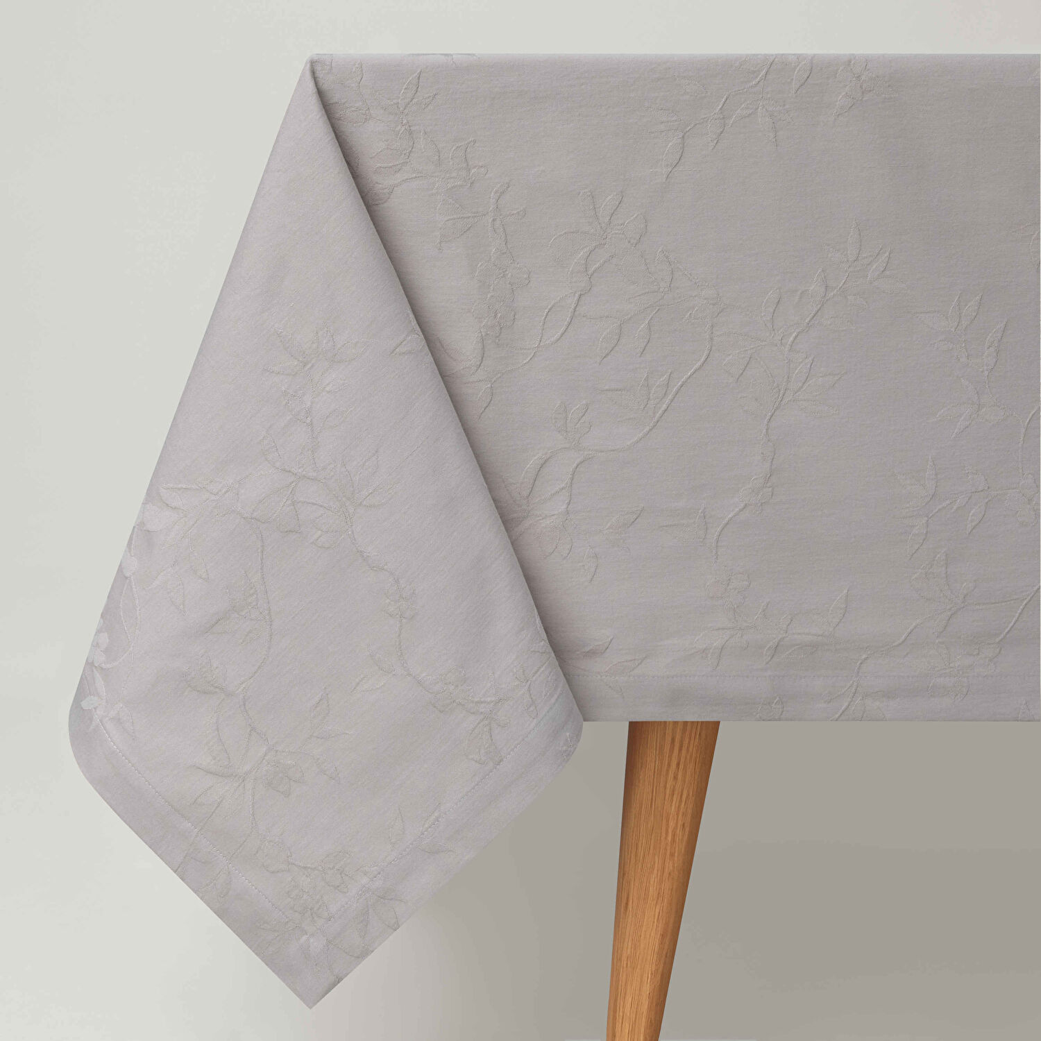 Linens Lemerdy 150x300 cm Masa Örtüsü Vizon