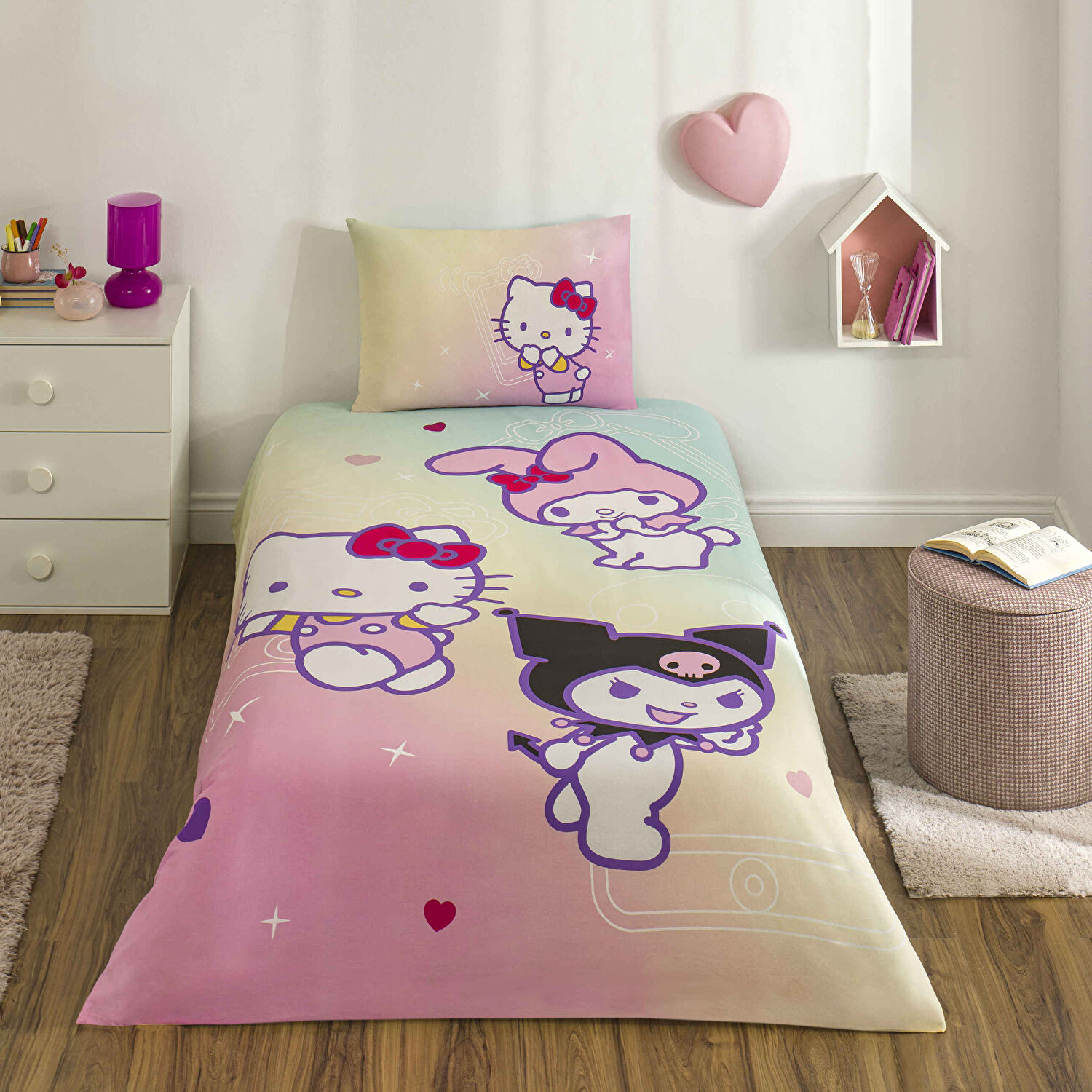 Taç Lisanslı Hello Kitty & Friends Pamuk Tek Kişilik Nevresim Takımı