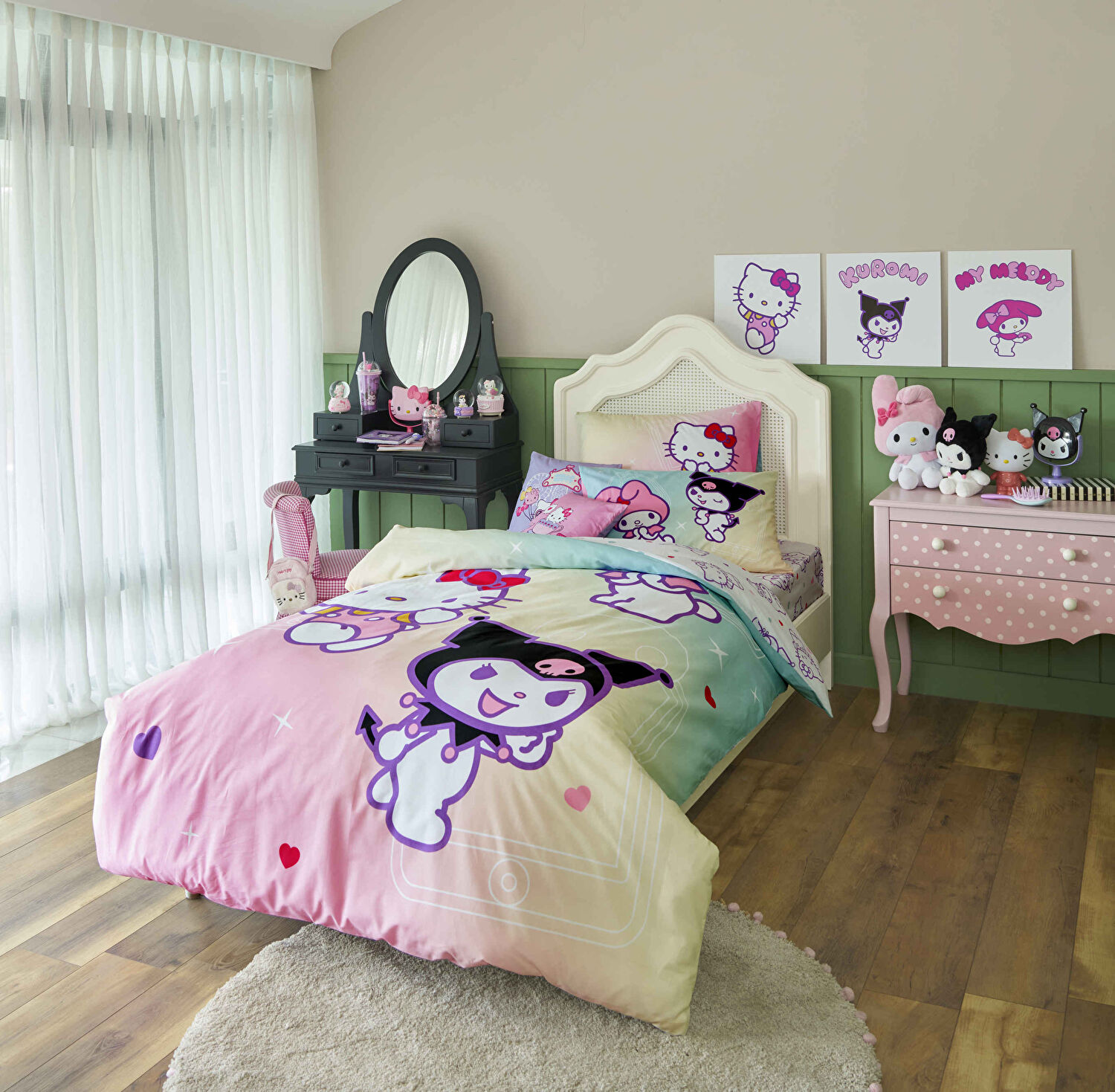 Taç Lisanslı Hello Kitty & Friends Pamuk Tek Kişilik Nevresim Takımı