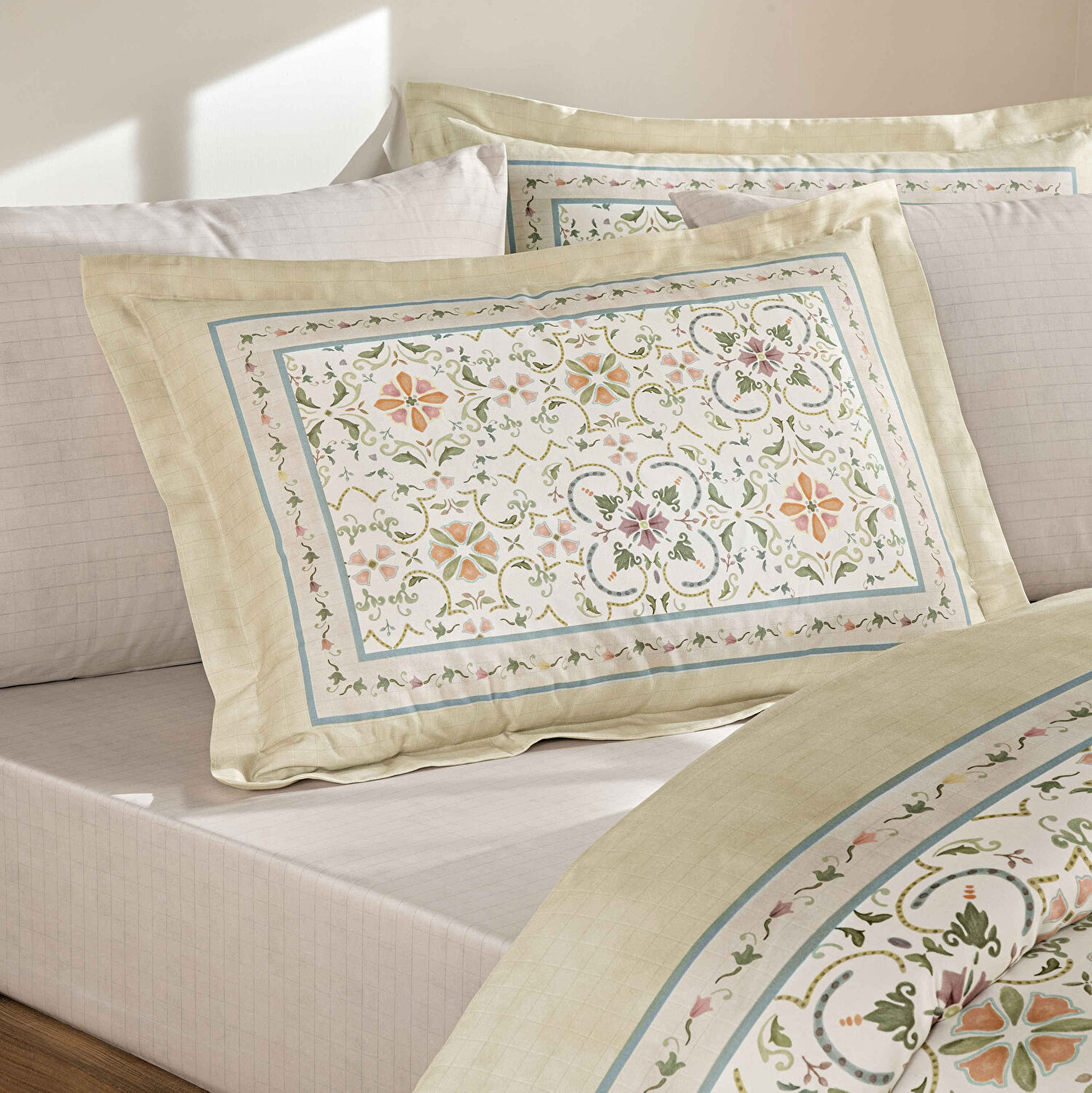 Linens Solara Pamuk Saten King Nevresim Takımı Sarı
