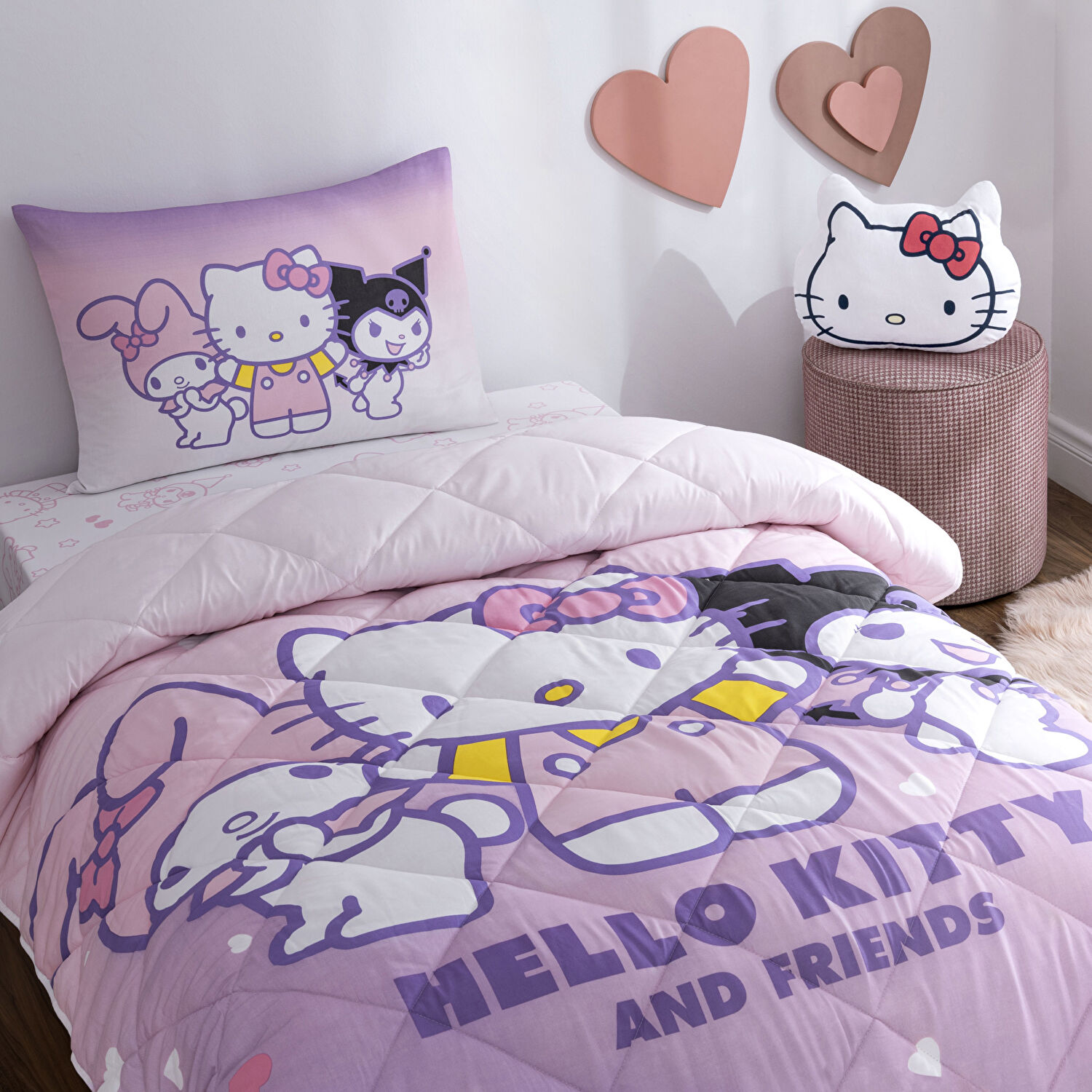 Taç Lisanslı Hello Kitty & Friends Tek Kişilik Pamuk Yorgan Seti
