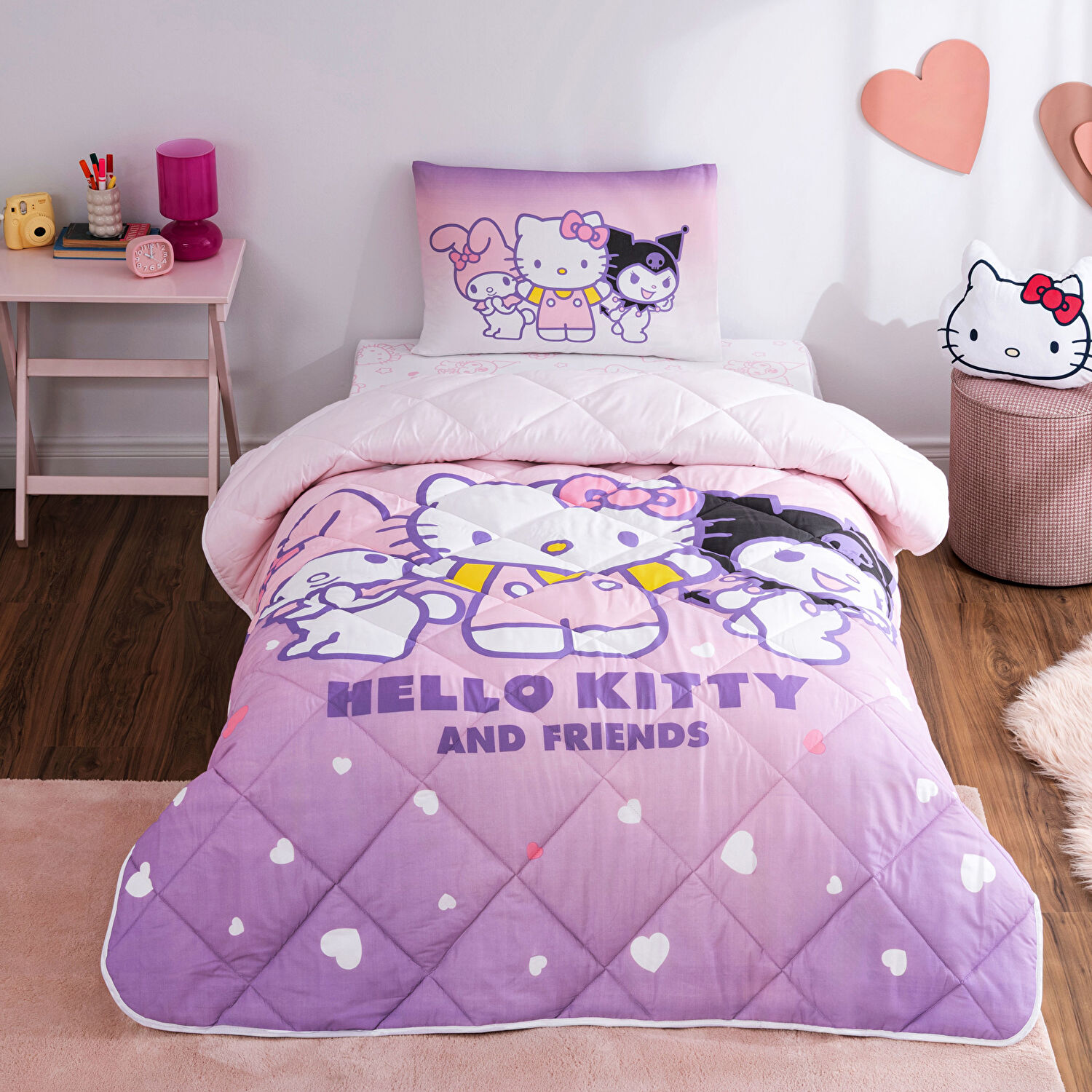 Taç Lisanslı Hello Kitty & Friends Tek Kişilik Pamuk Yorgan Seti