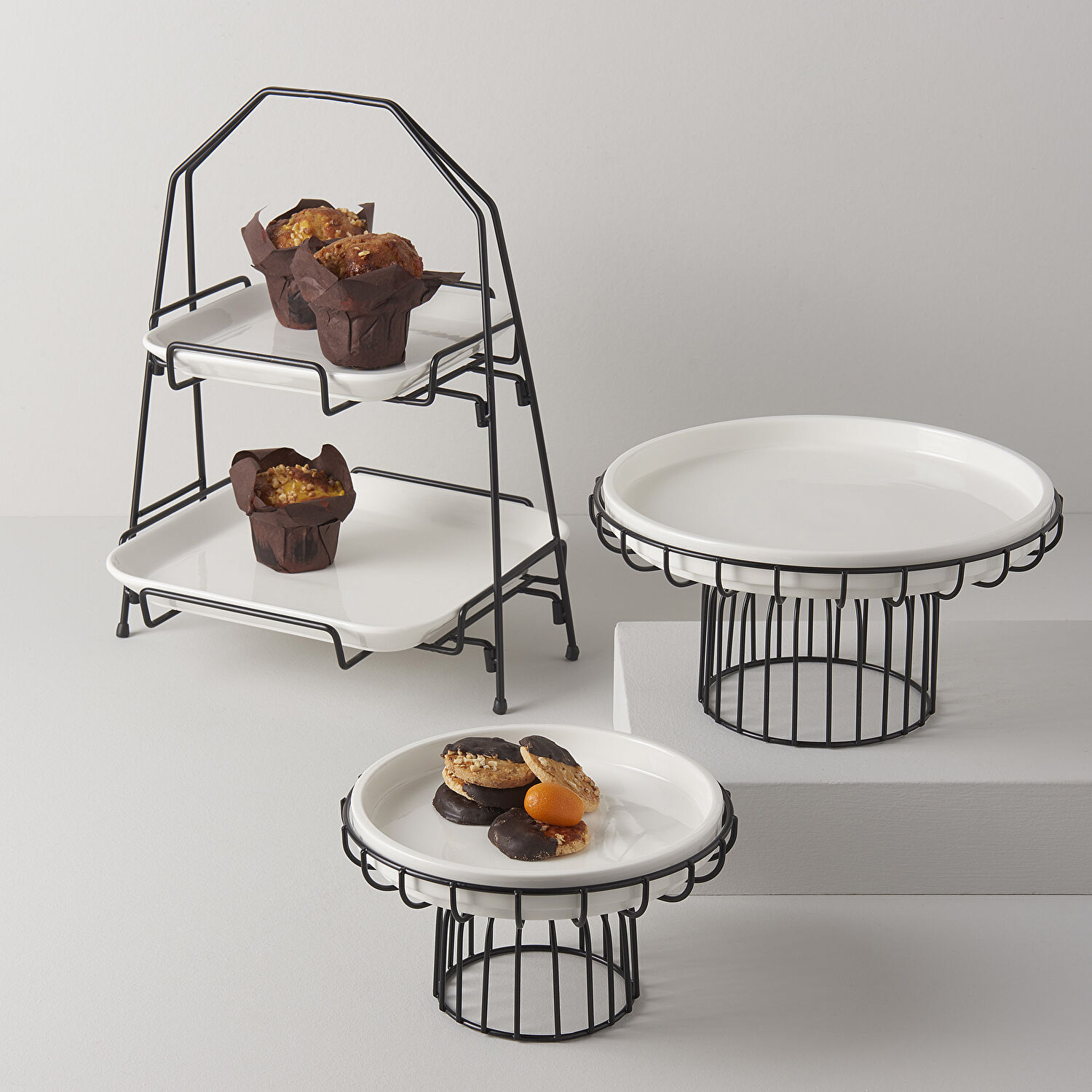 Linens Arlina Porselen-Metal 27x27x13,8 cm Ayaklı Tabak