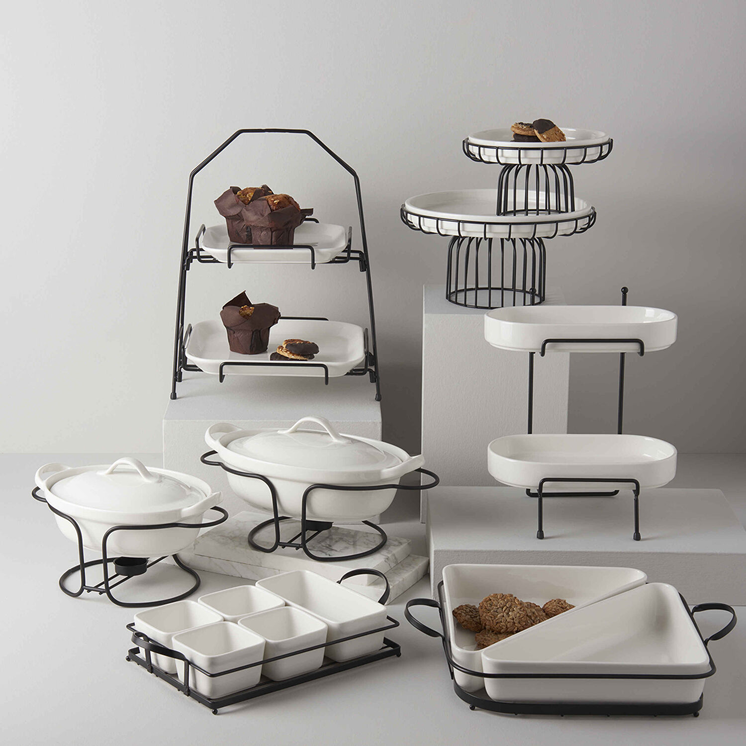 Linens Arlina Porselen-Metal 20,5x20,5x11,5 cm Ayaklı Tabak