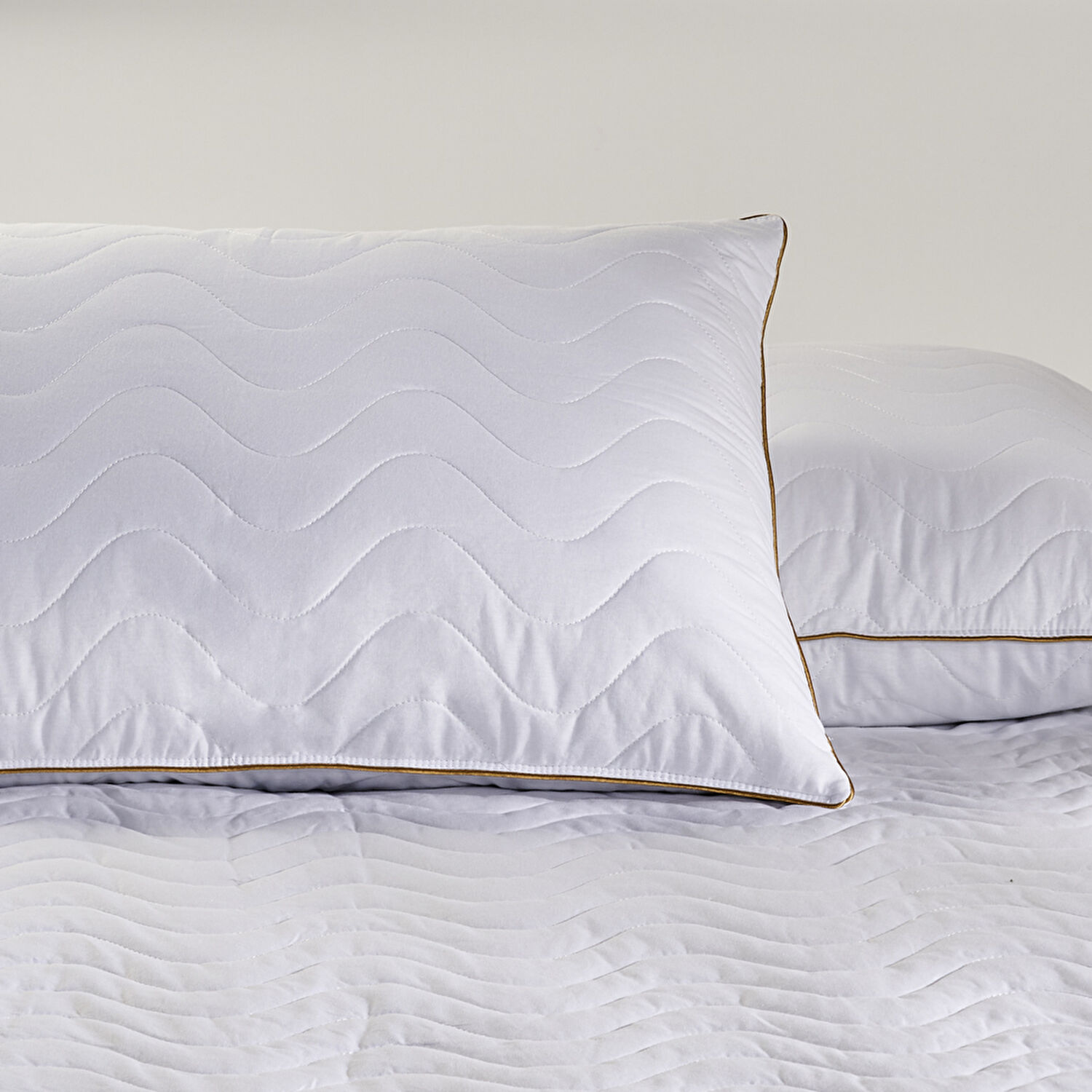 Linens Fluffy Pamuk Kapitone Standart Yastık Alezi