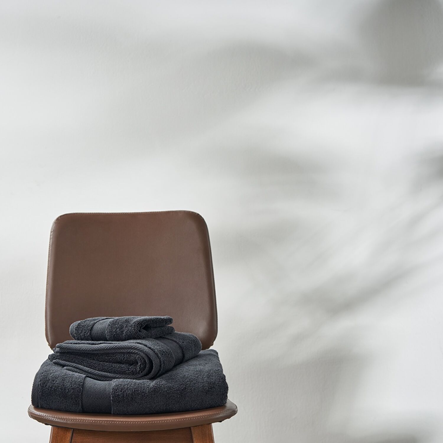 Linens Premium Pamuk 85x150 cm Banyo Havlusu Siyah