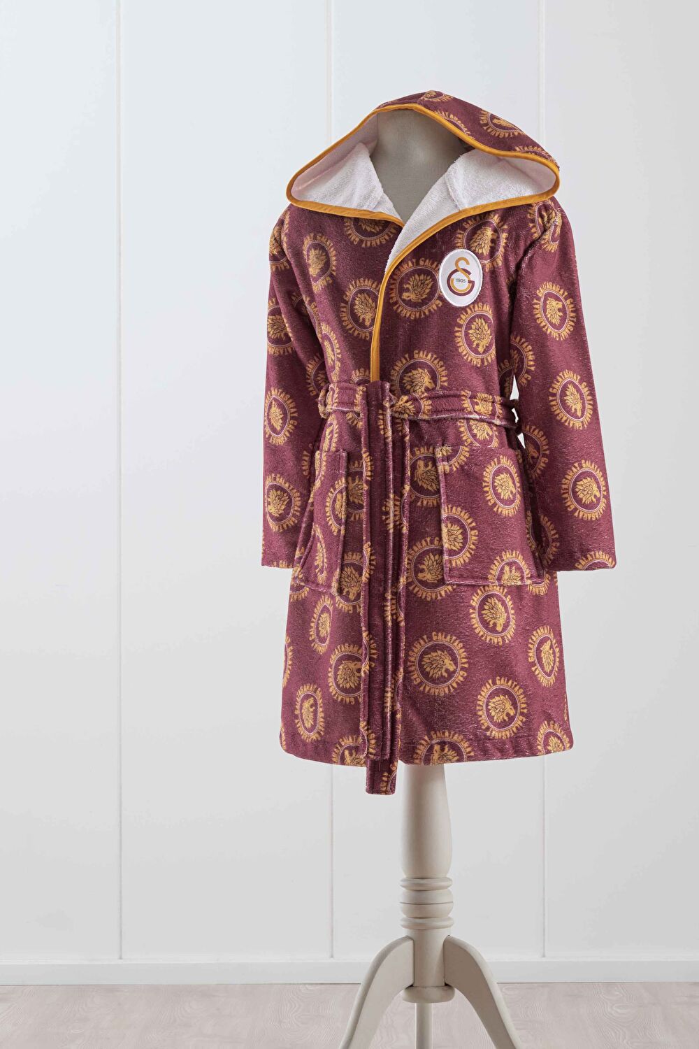 Taç Lisanslı Galatasaray 1905 6-8 Yaş Çocuk Baskılı Bornoz