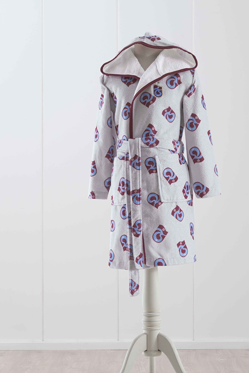 Taç Lisanslı Trabzonspor 1967 8-10 Yaş Çocuk Baskılı Bornoz