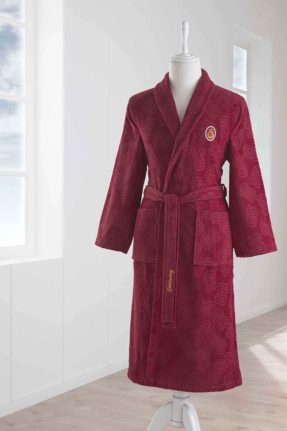 Taç Lisanslı Galatasaray Jakar Pamuk S Yetişkin Bornoz Kırmızı