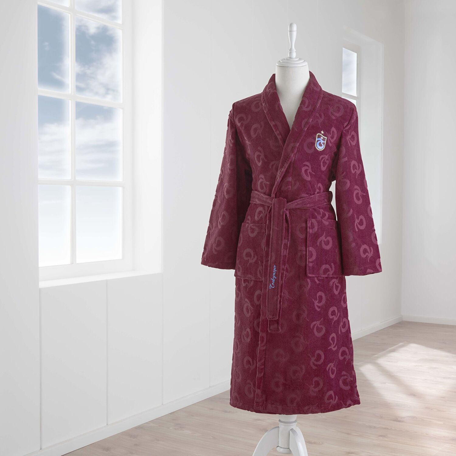 Taç Lisanslı Trabzonspor Jakar Pamuk L Yetişkin Bornoz Bordo