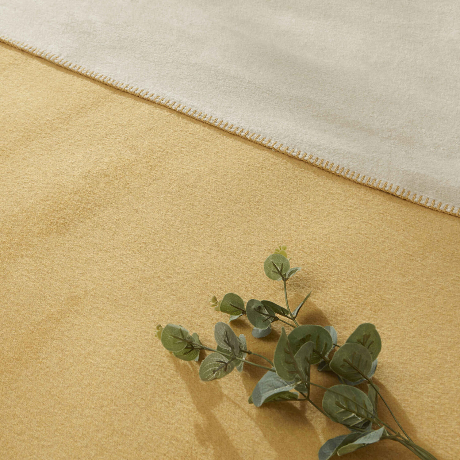 Linens Gloria Battaniye Çift Kişilik Hardal