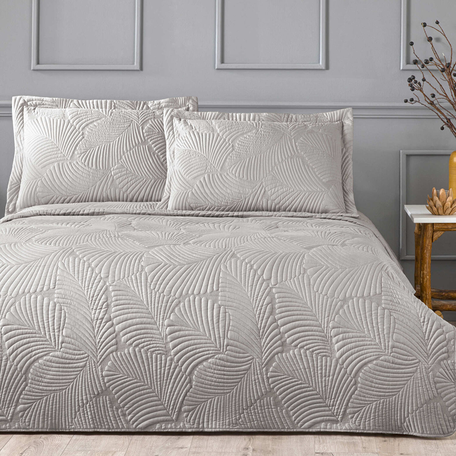 Linens Leaf Yatak Örtüsü Vizon Çift Kişilik
