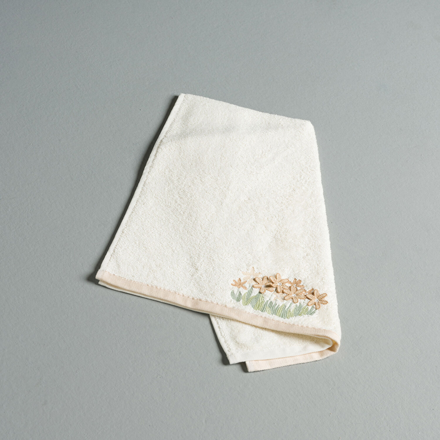 Linens Camila Pamuk 50X85 cm Yüz Havlusu Ekru