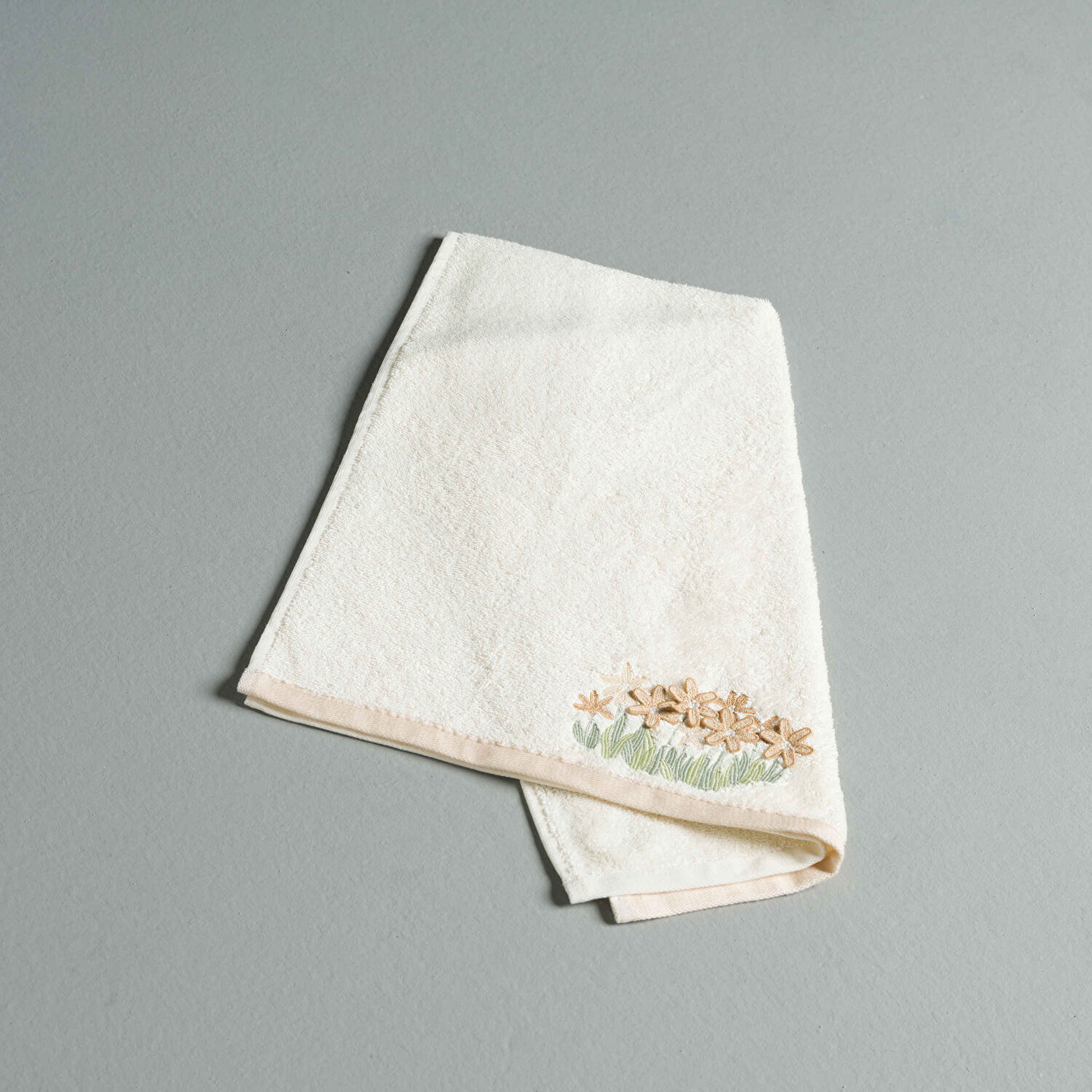 Linens Camila Pamuk 50X85 cm Yüz Havlusu Ekru