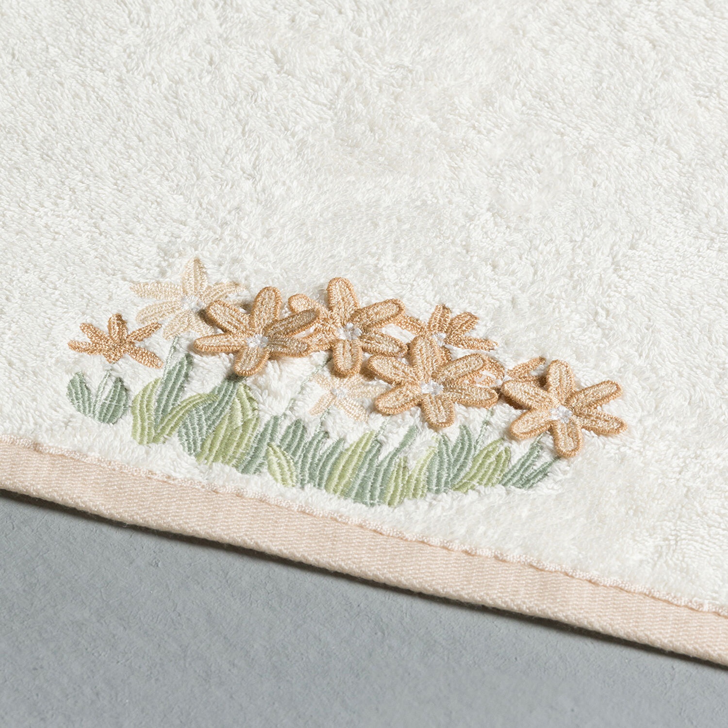 Linens Camila Pamuk 50X85 cm Yüz Havlusu Ekru