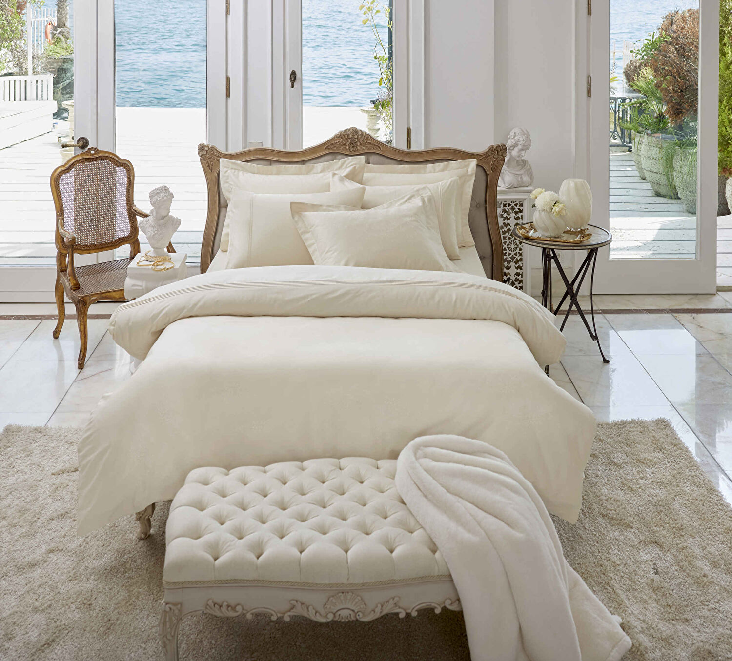 Linens Mathie Throw / TV Battaniyesi Ekru