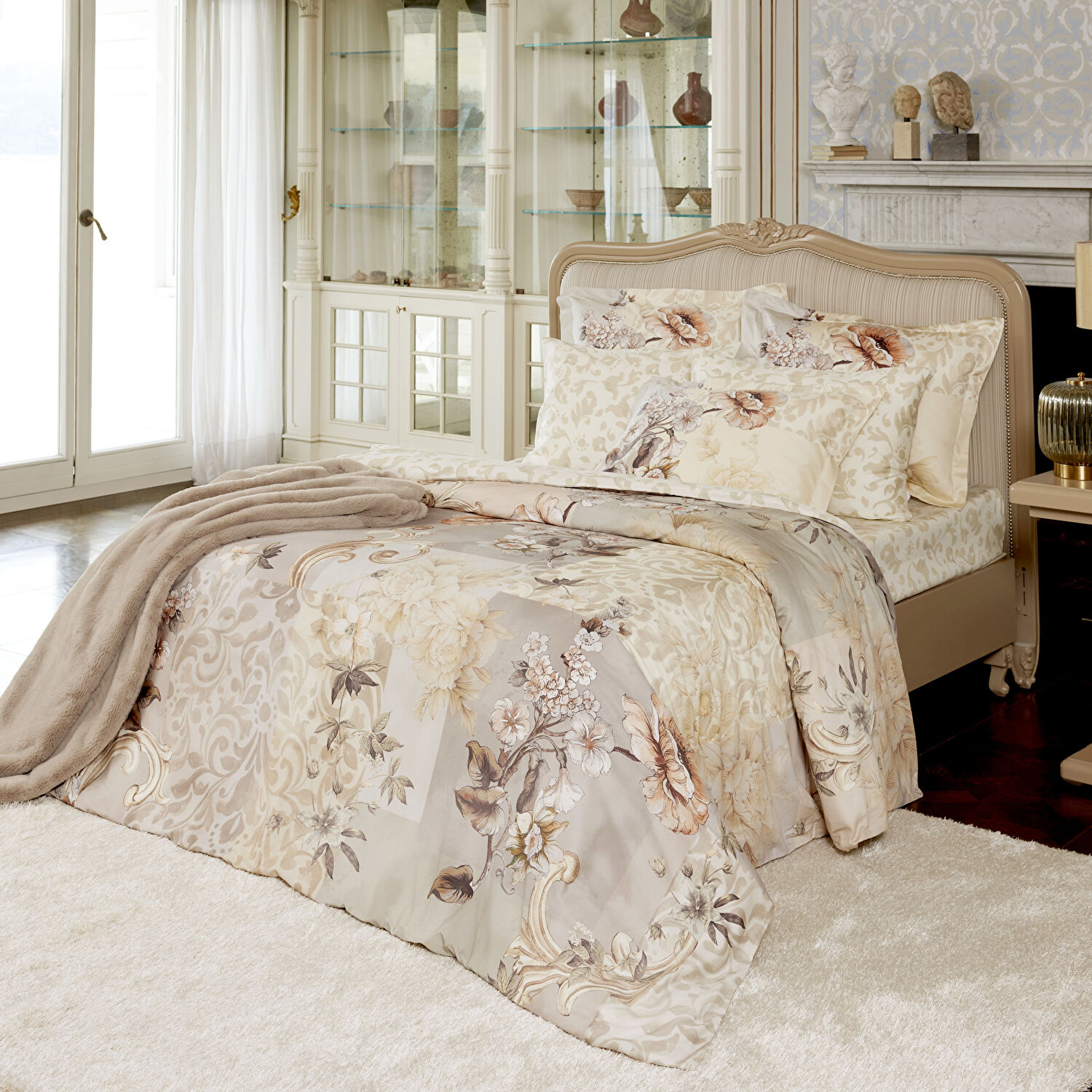 Linens Mathie Throw / TV Battaniyesi Vizon