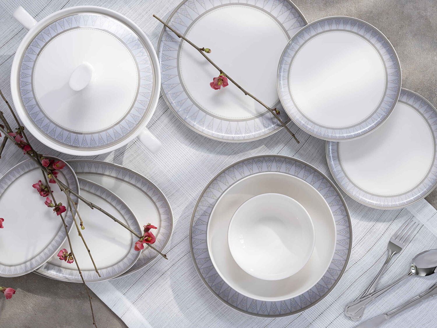 Pierre Cardin Rolia 60 Parça Yemek Takımı