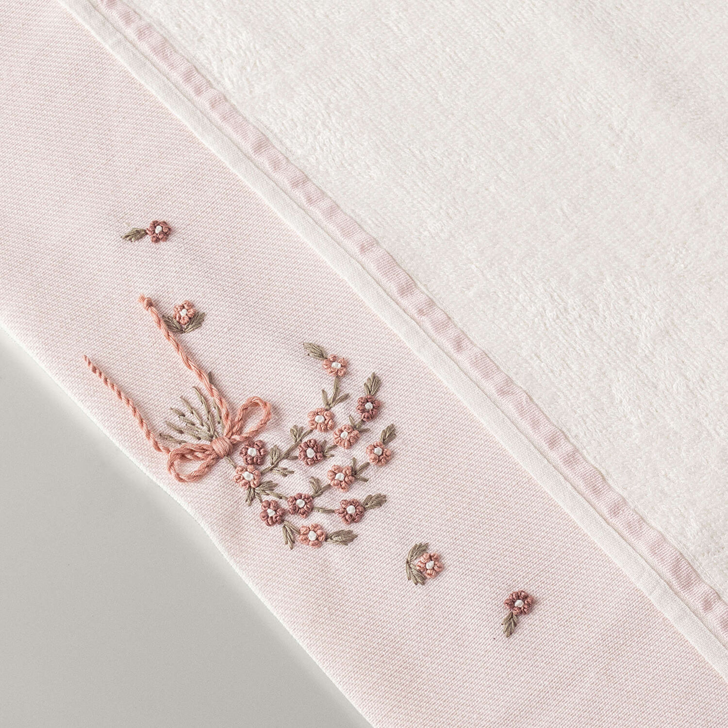 Linens Bella Bambu Yüz Havlusu 50X85 Cm Ekru