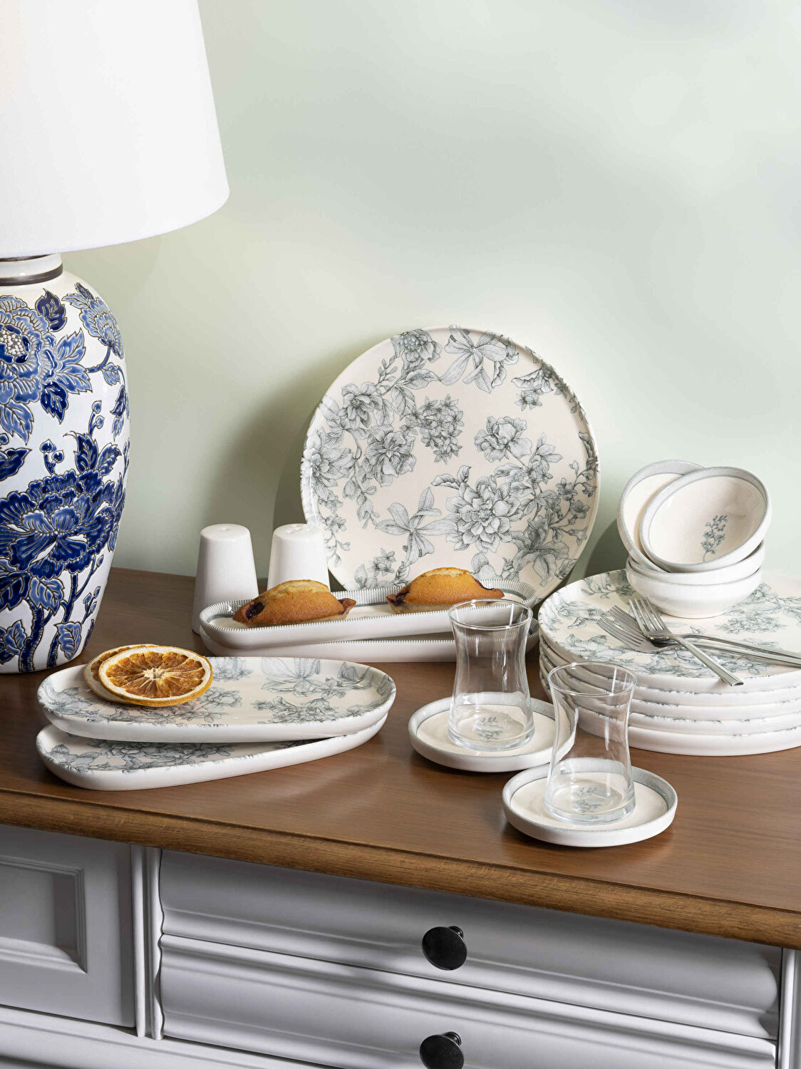 Pierre Cardin Isla Grey Porselen 28 Parça Kahvaltı Takımı