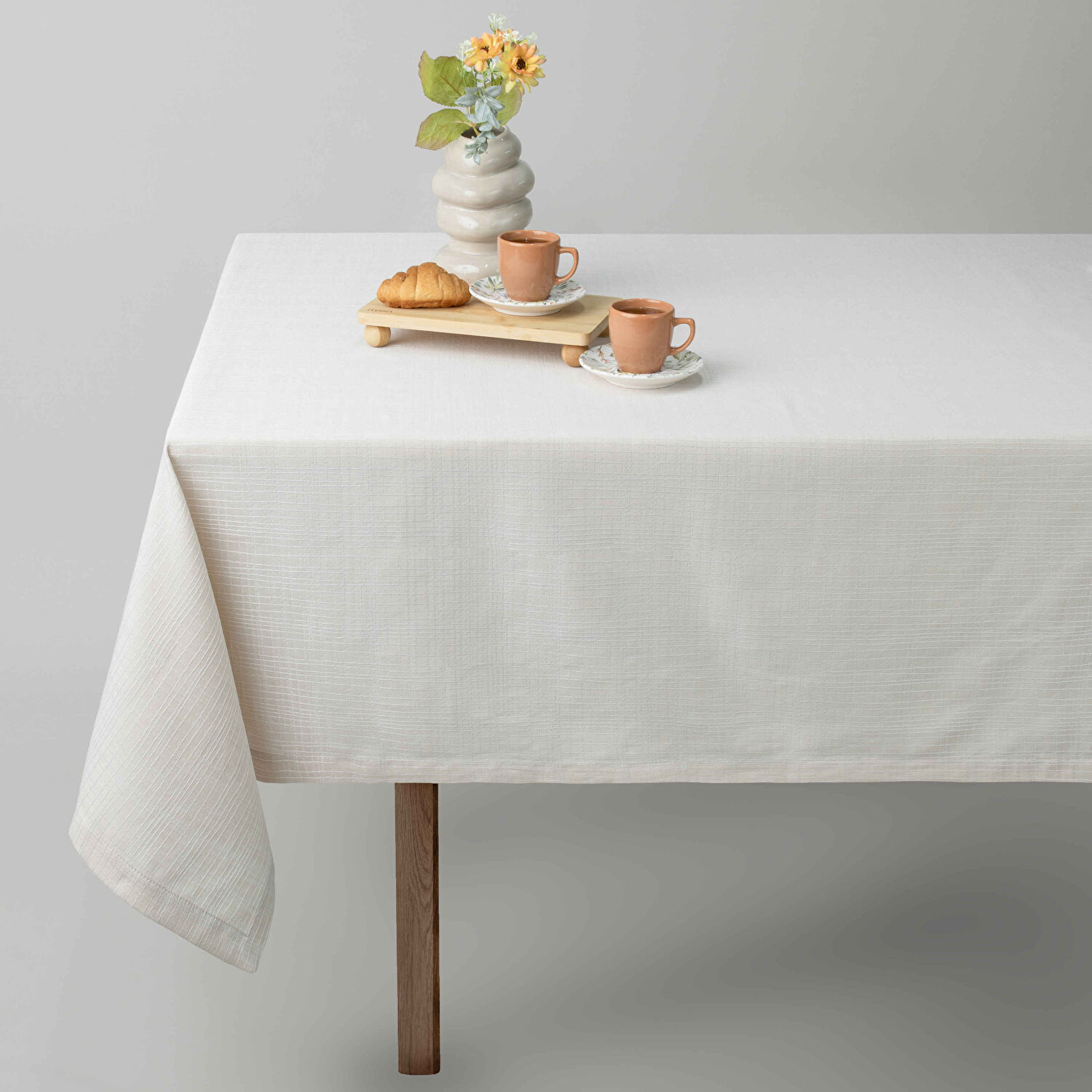 Linens Lundy 150x250 cm Masa Örtüsü Bej