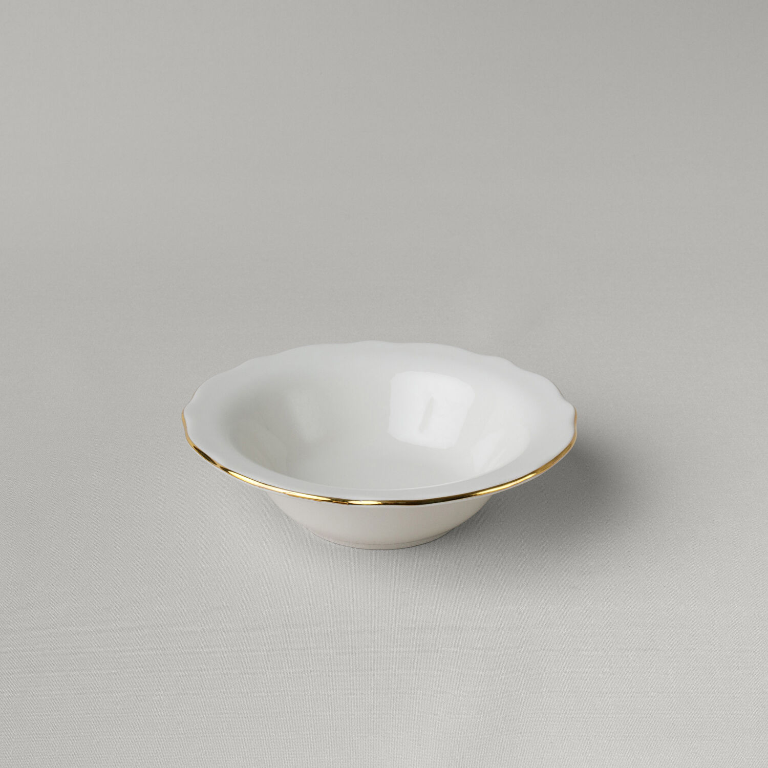 Linens Elegant Porselen Kase 16 cm Gold