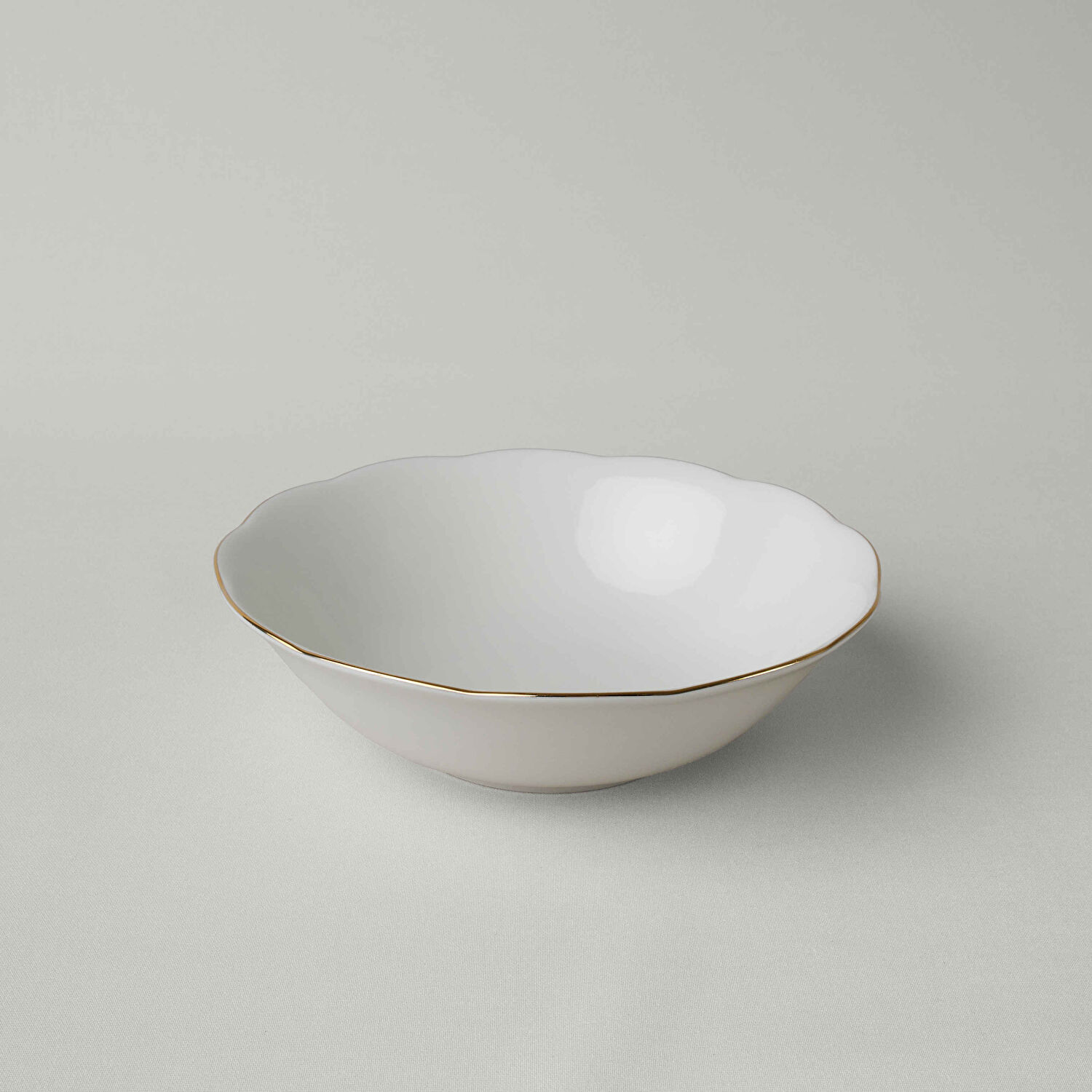 Linens Elegant Porselen Kase 23 cm Gold