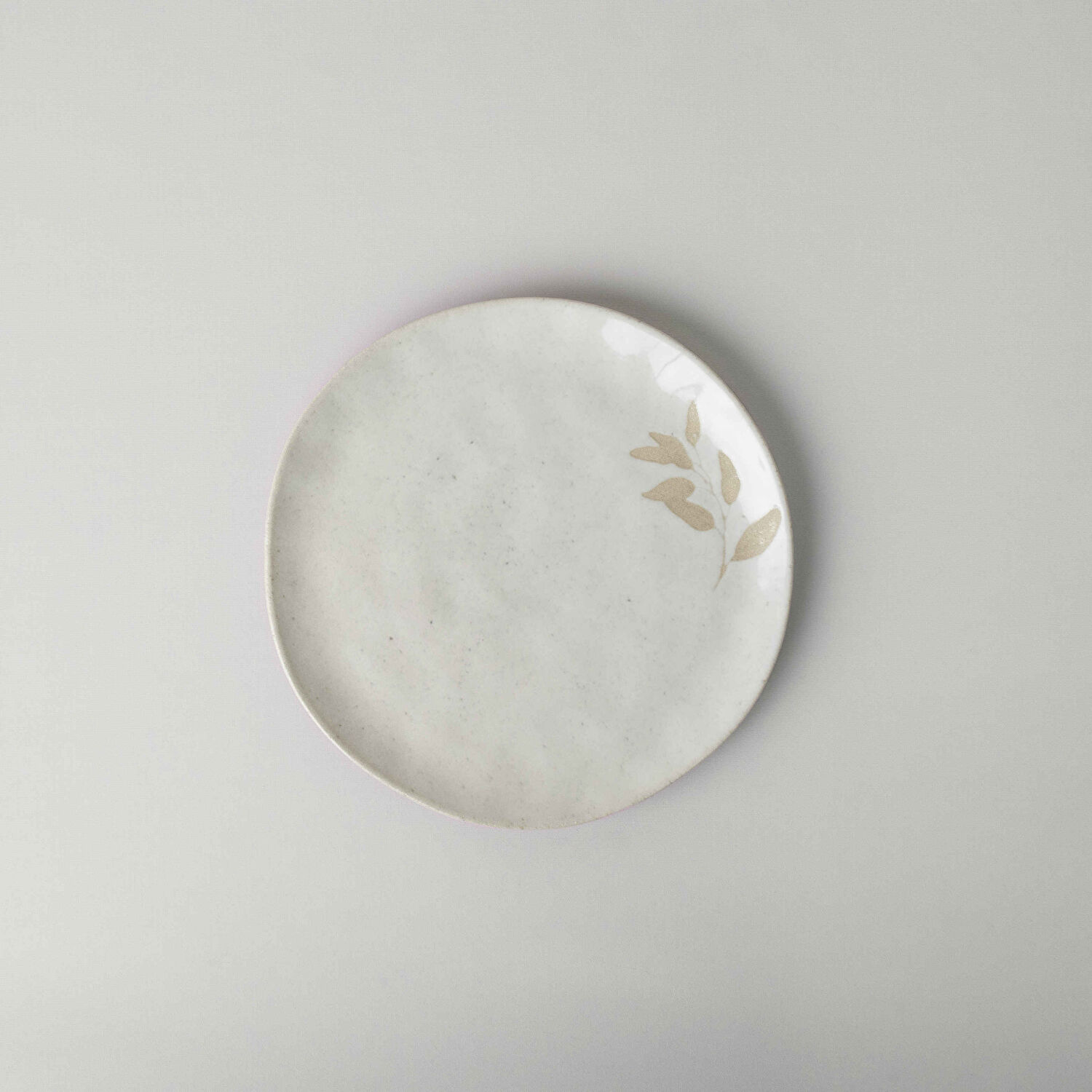 Linens Laurel Seramik 26 cm Servis Tabağı Ekru