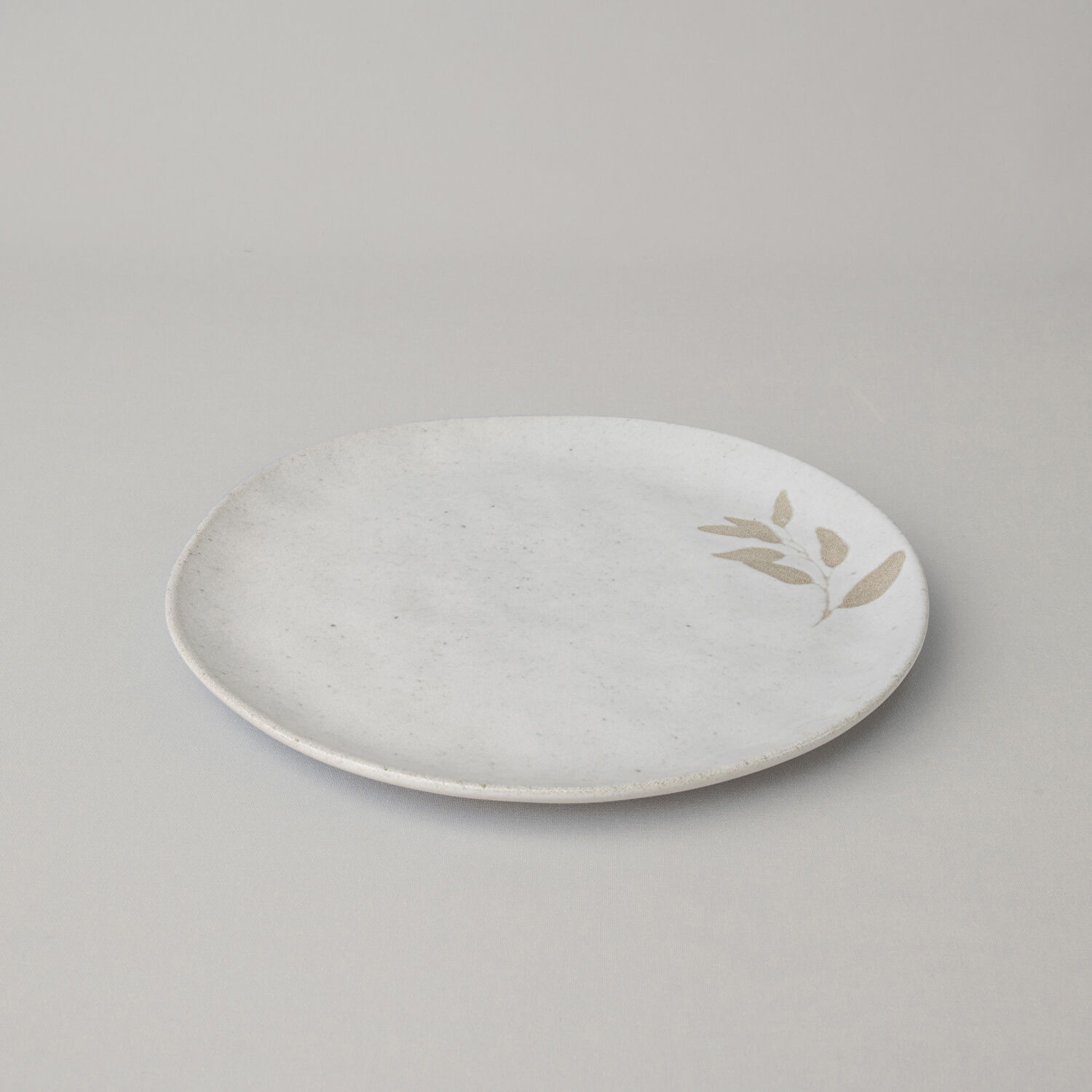 Linens Laurel Seramik 26 cm Servis Tabağı Ekru