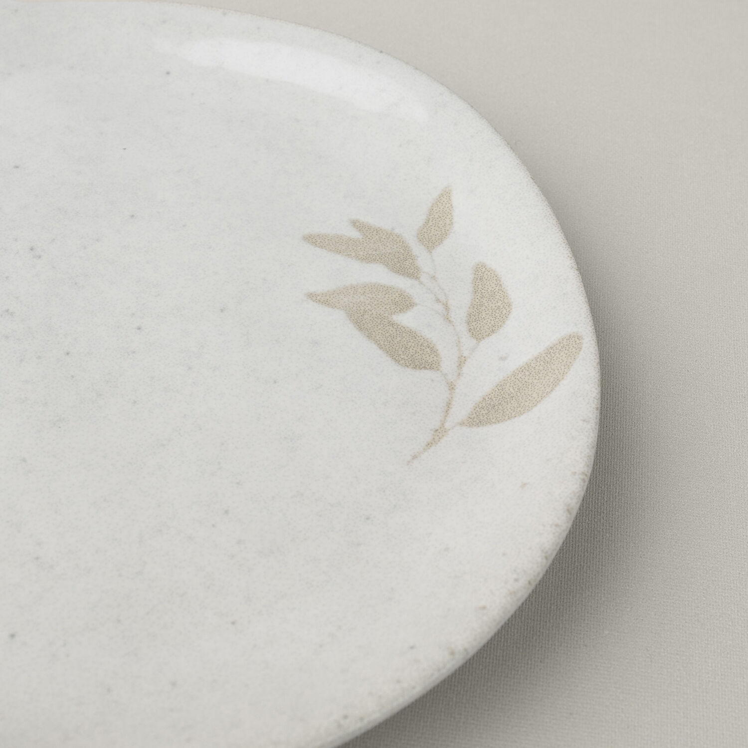 Linens Laurel Seramik 20 cm Pasta Tabağı Ekru