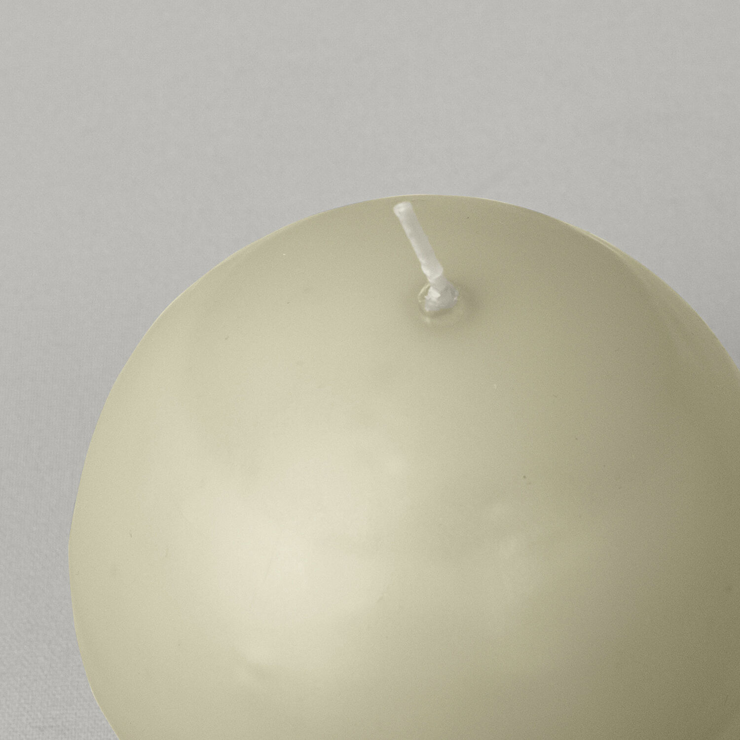 Linens Basic Çap 10 cm Yuvarlak Mum Bej