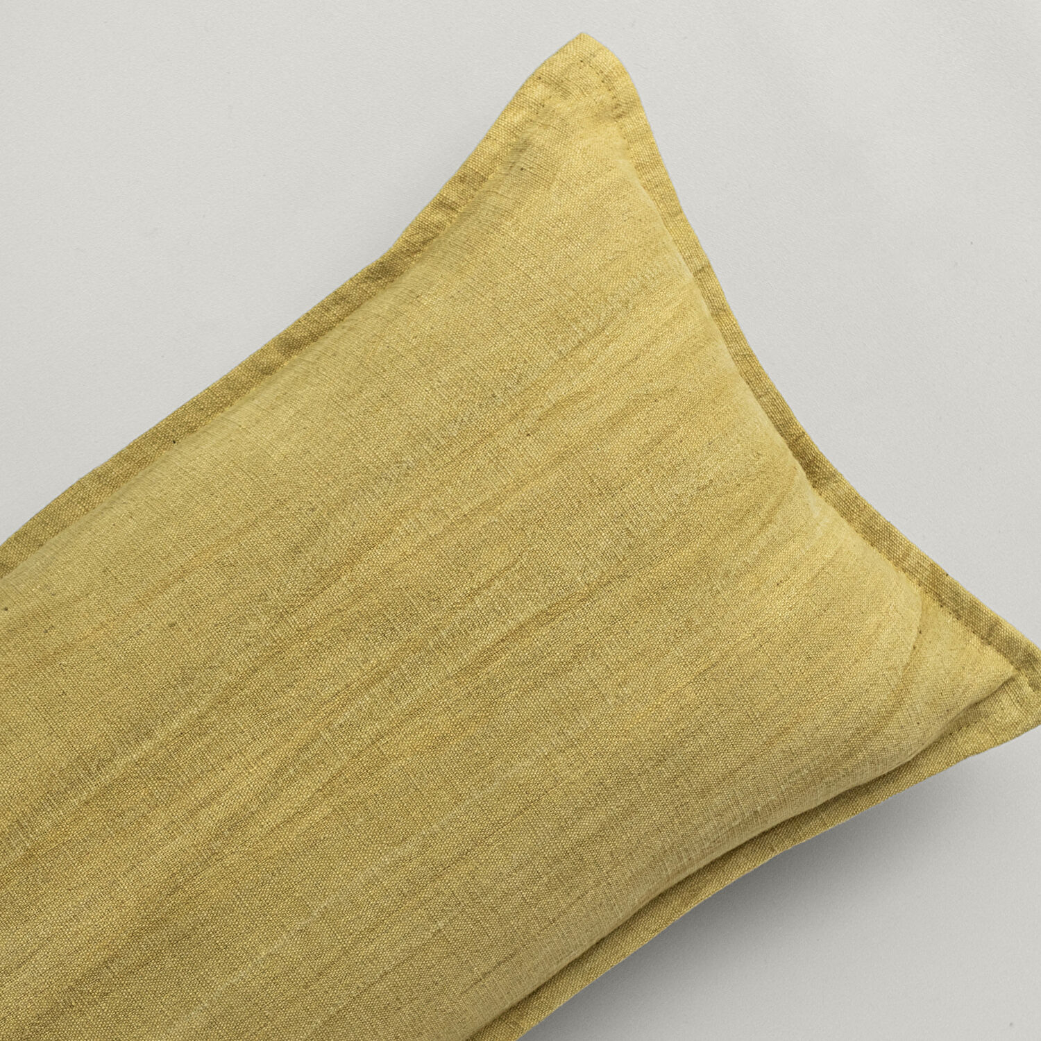 Linens Willy Kırlent Kılıfı 30x50 cm Hardal