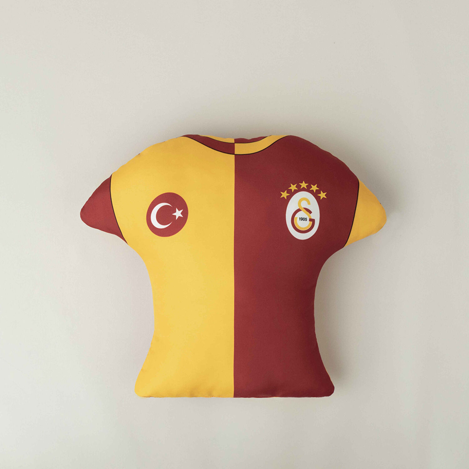 Lisanslı Galatasaray 5. Yıldız 40x35 cm Forma Kırlent