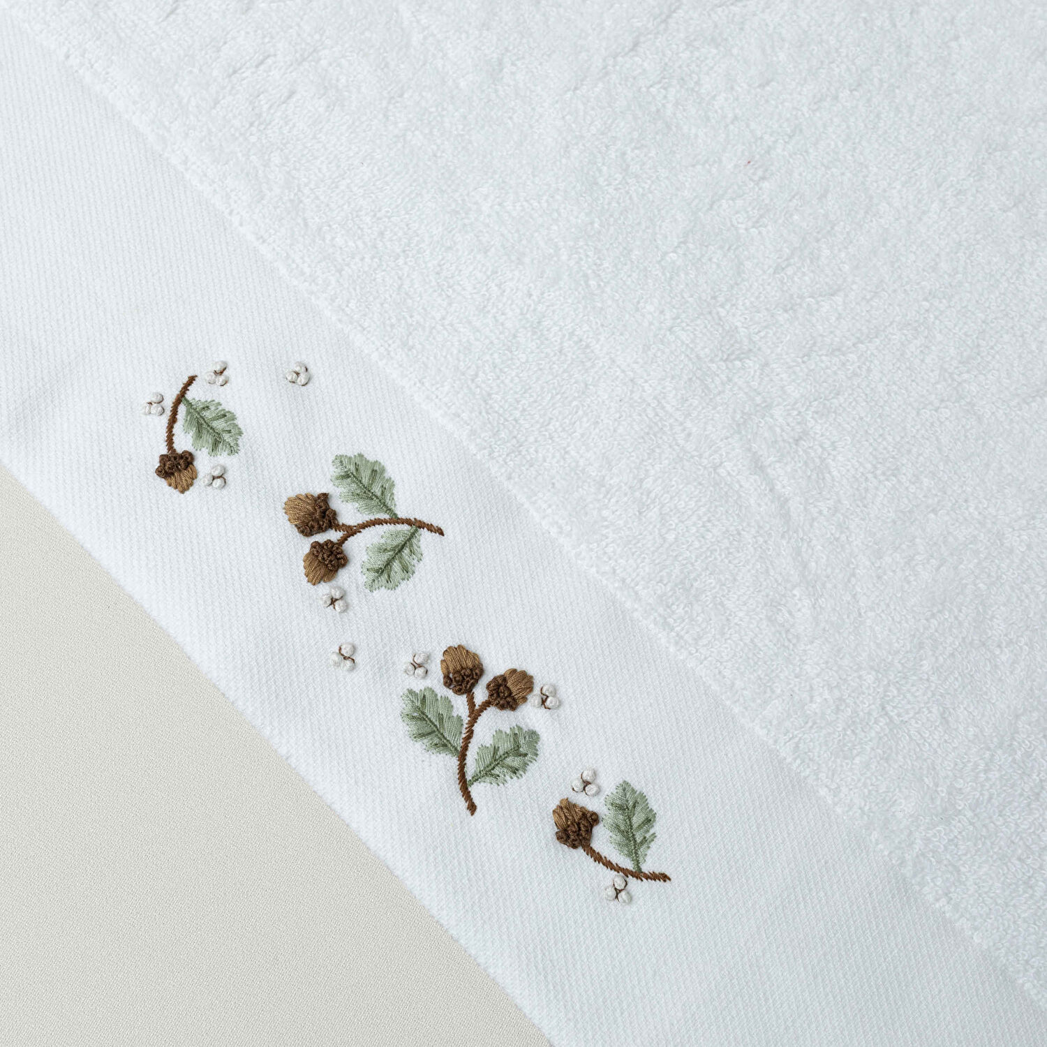 Linens Chestnut Pamuk 50x85 cm Yüz Havlusu Beyaz (450 G/M²)