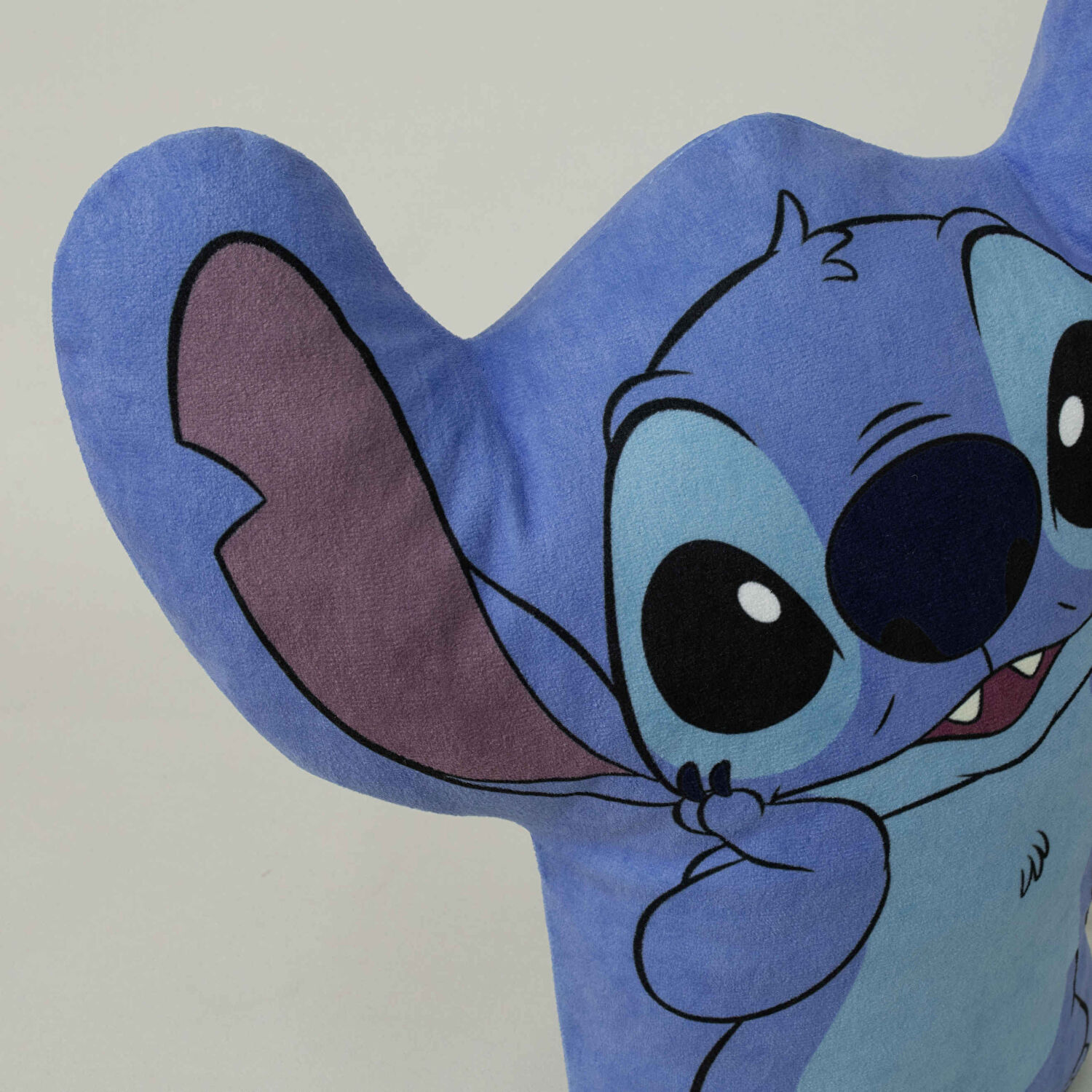 Lisanslı Disney Stitch Smile Polyester Şekilli Kırlent