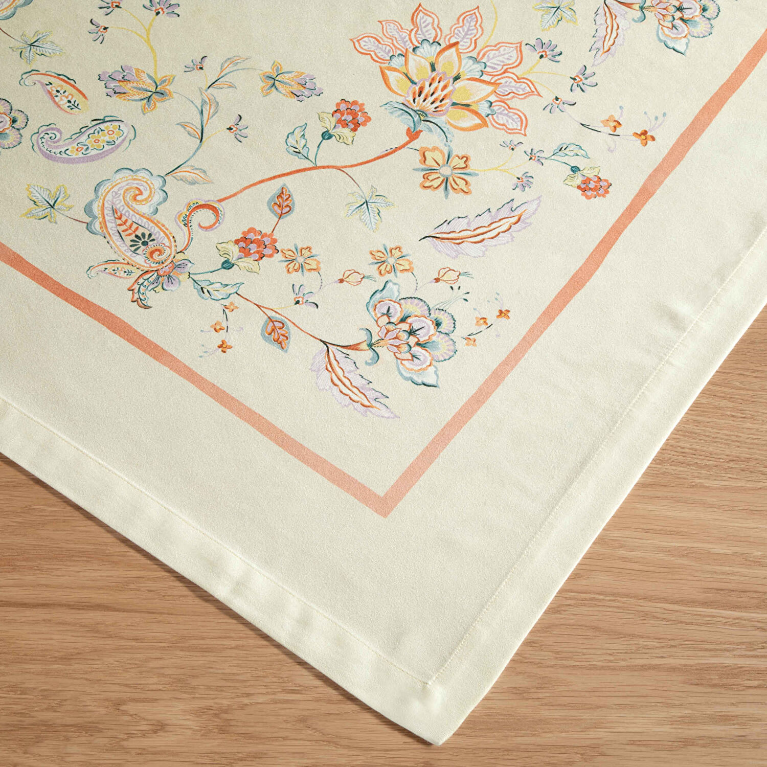 Linens Tropical 150x250 cm Masa Örtüsü Renkli