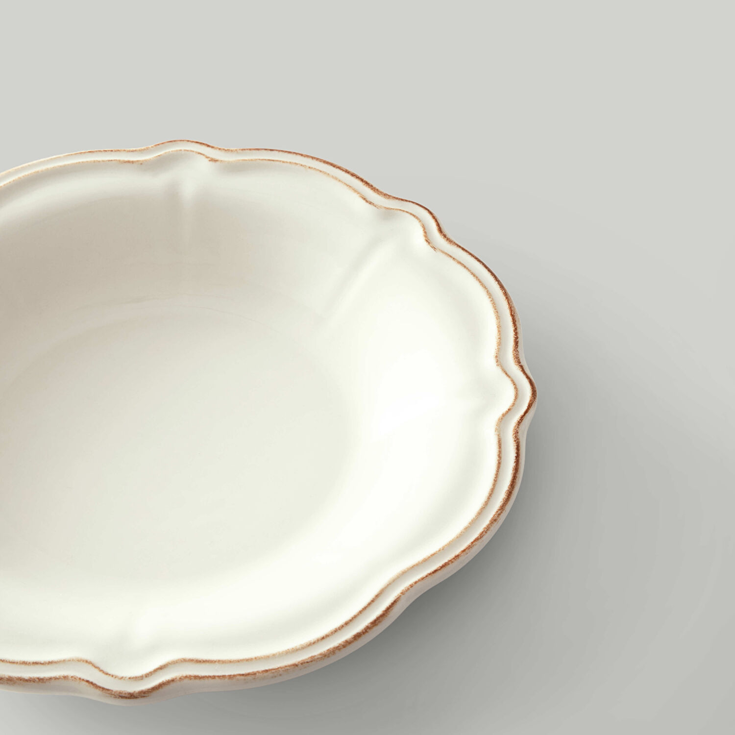 Linens Cinnamon Porselen 23 cm Çukur Tabak Ekru-Kahve