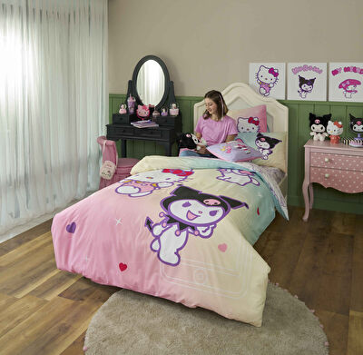 Taç Lisanslı Hello Kitty & Friends Pamuk Tek Kişilik Nevresim Takımı
